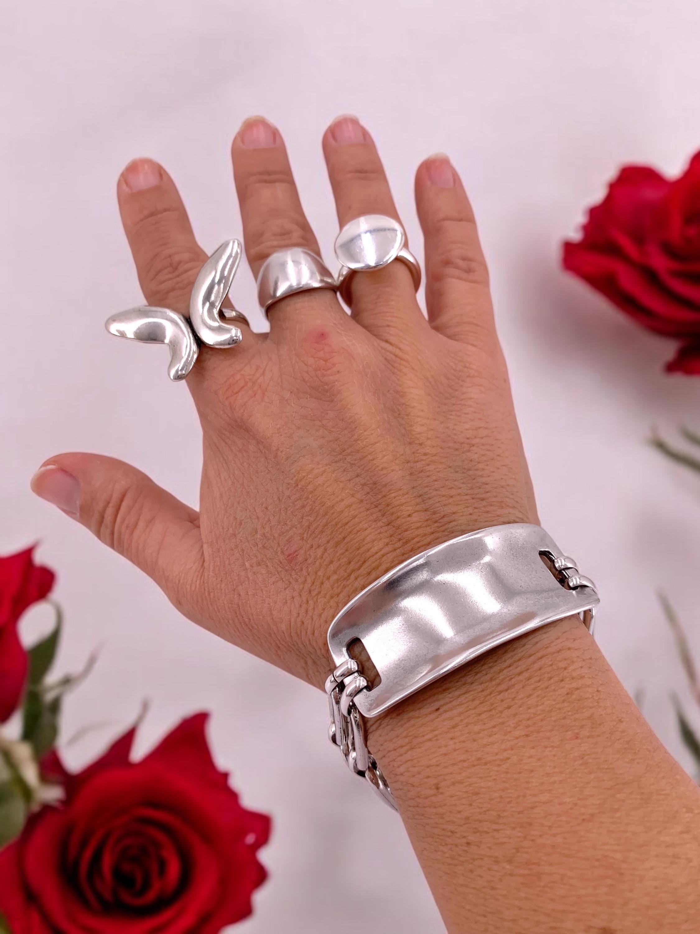 Chunky silver bracelet, cuff bracelet, silver bold bracelet, sulver chain bracelet, voluminous bracelet, uno de 50 style, statement bracelet