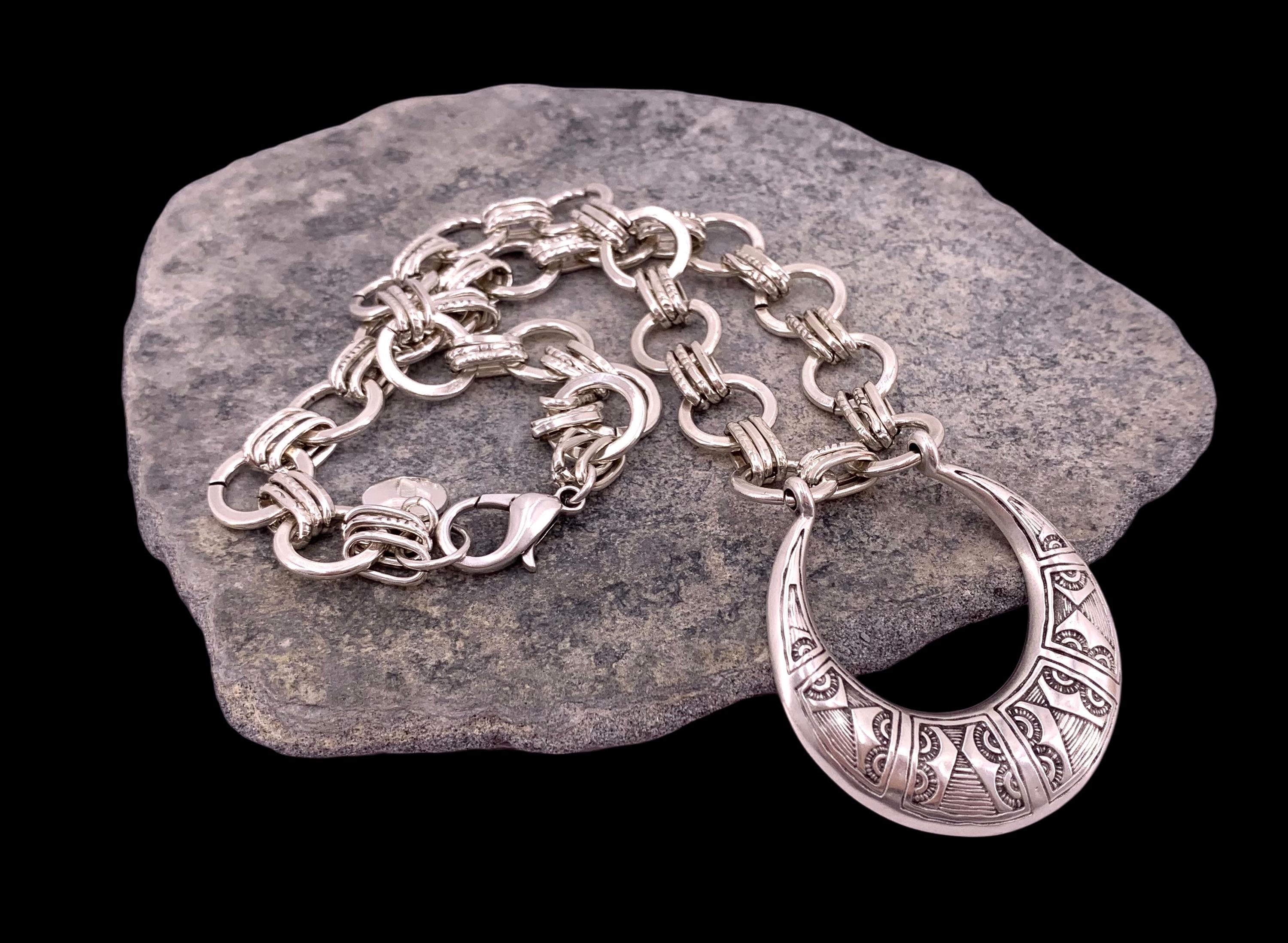 Tribal statement pendant chunky chain silver necklace, bold chain necklace, big pendant necklace, bulky necklace, uno de 50 style, gift