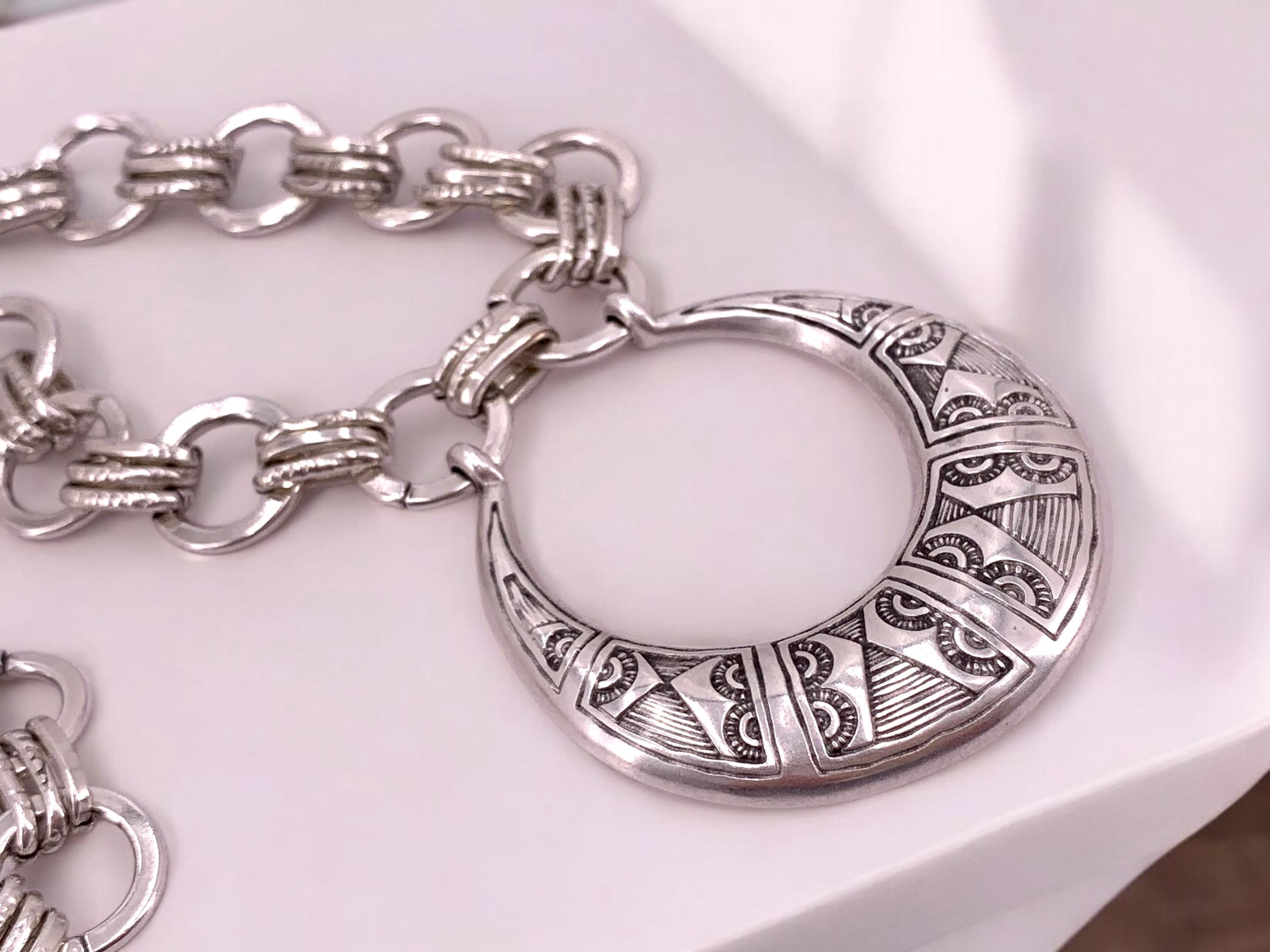 Tribal statement pendant chunky chain silver necklace, bold chain necklace, big pendant necklace, bulky necklace, uno de 50 style, gift