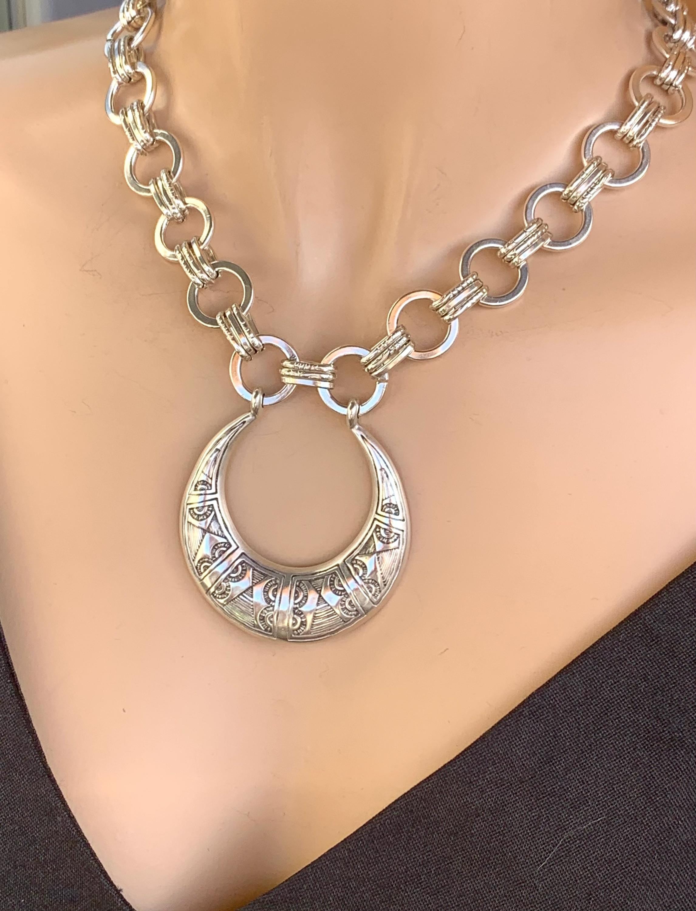 Tribal statement pendant chunky chain silver necklace, bold chain necklace, big pendant necklace, bulky necklace, uno de 50 style, gift