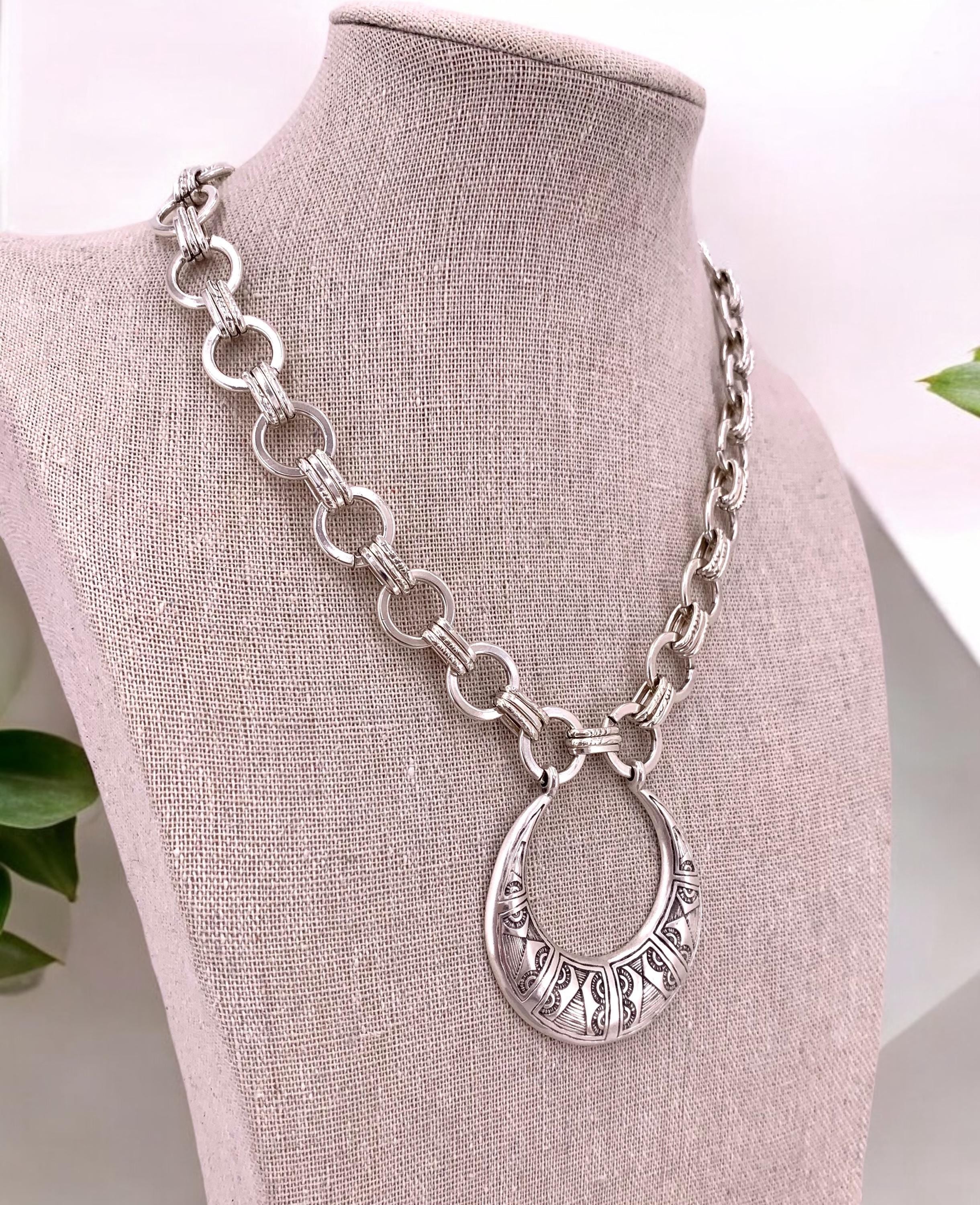 Tribal statement pendant chunky chain silver necklace, bold chain necklace, big pendant necklace, bulky necklace, uno de 50 style, gift