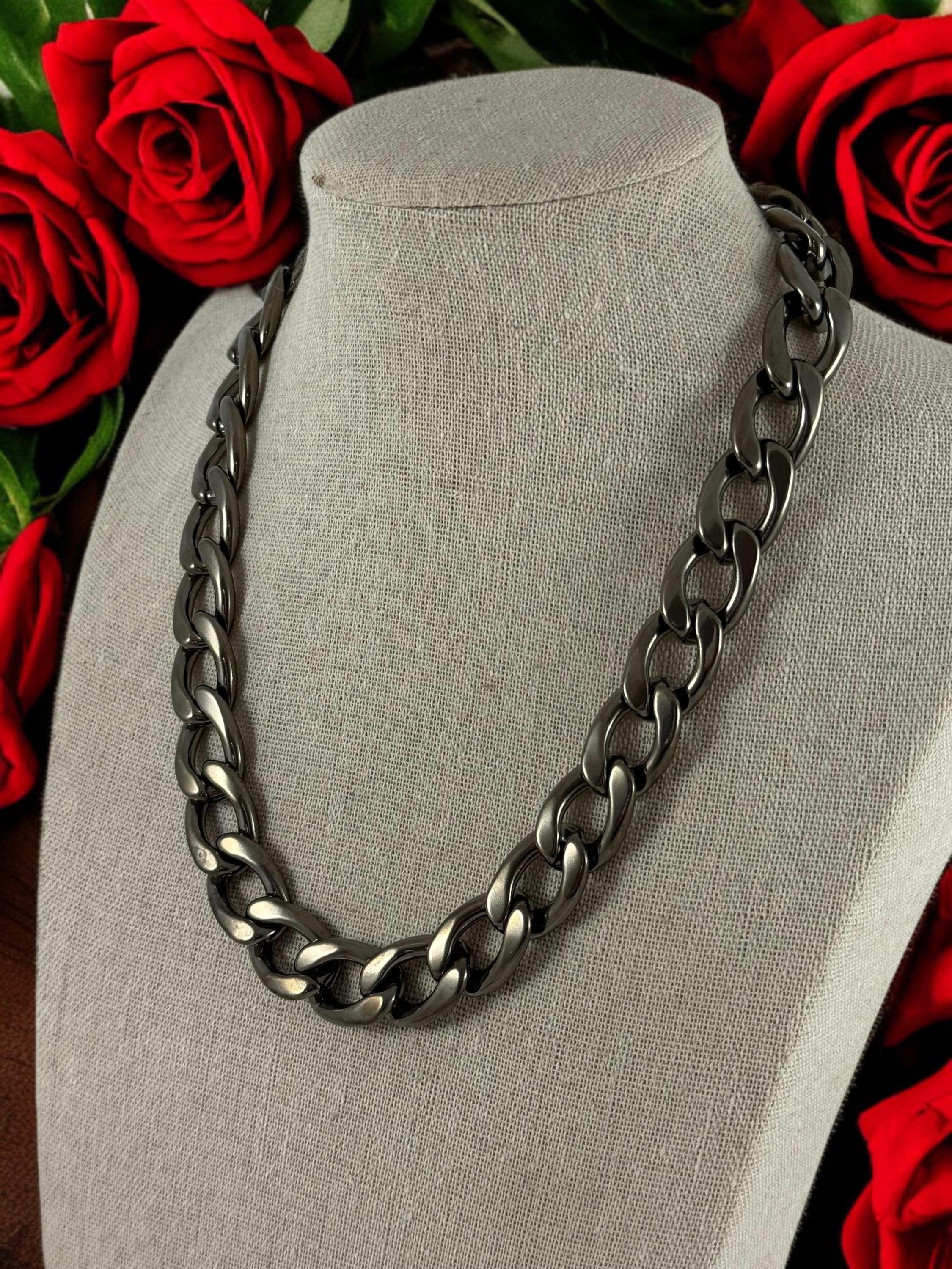 Chunky graphite lightweight chain necklace with toggle clasp, statement chain necklace, big link silver chain necklace, uno de 50 style,