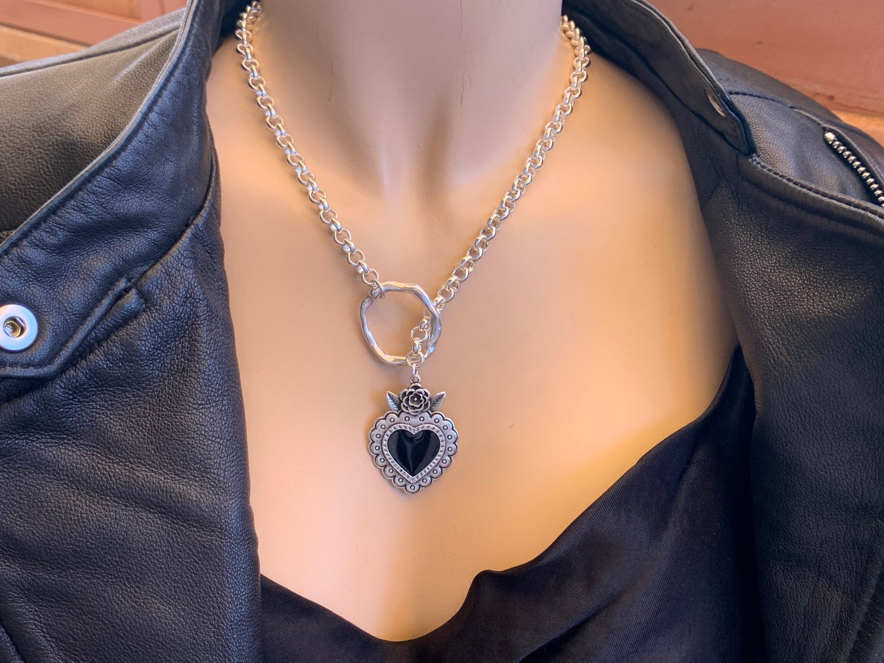 Silver chain lariat heart pendant chunky necklace, statement heart pendant lariat necklace, large Y necklace with pendant, gift for women,