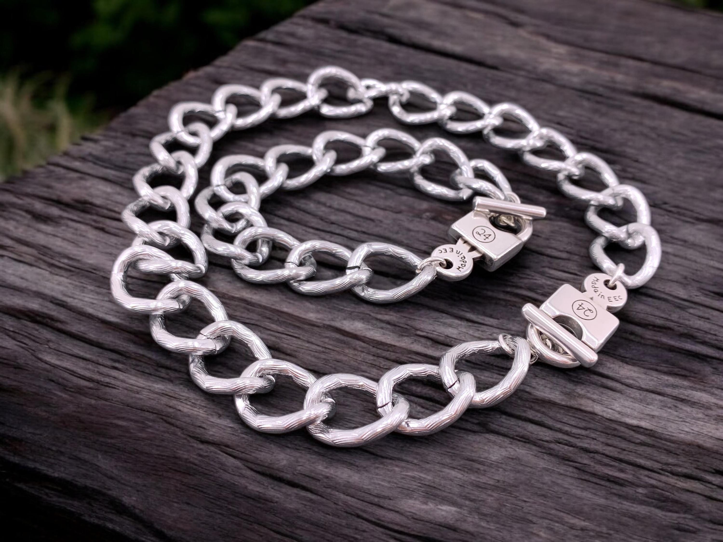 Bulky silver toggle clasp lightweight necklace, bold chain chunky light necklace, aluminum chain necklace, uno de 50 style, gift for her