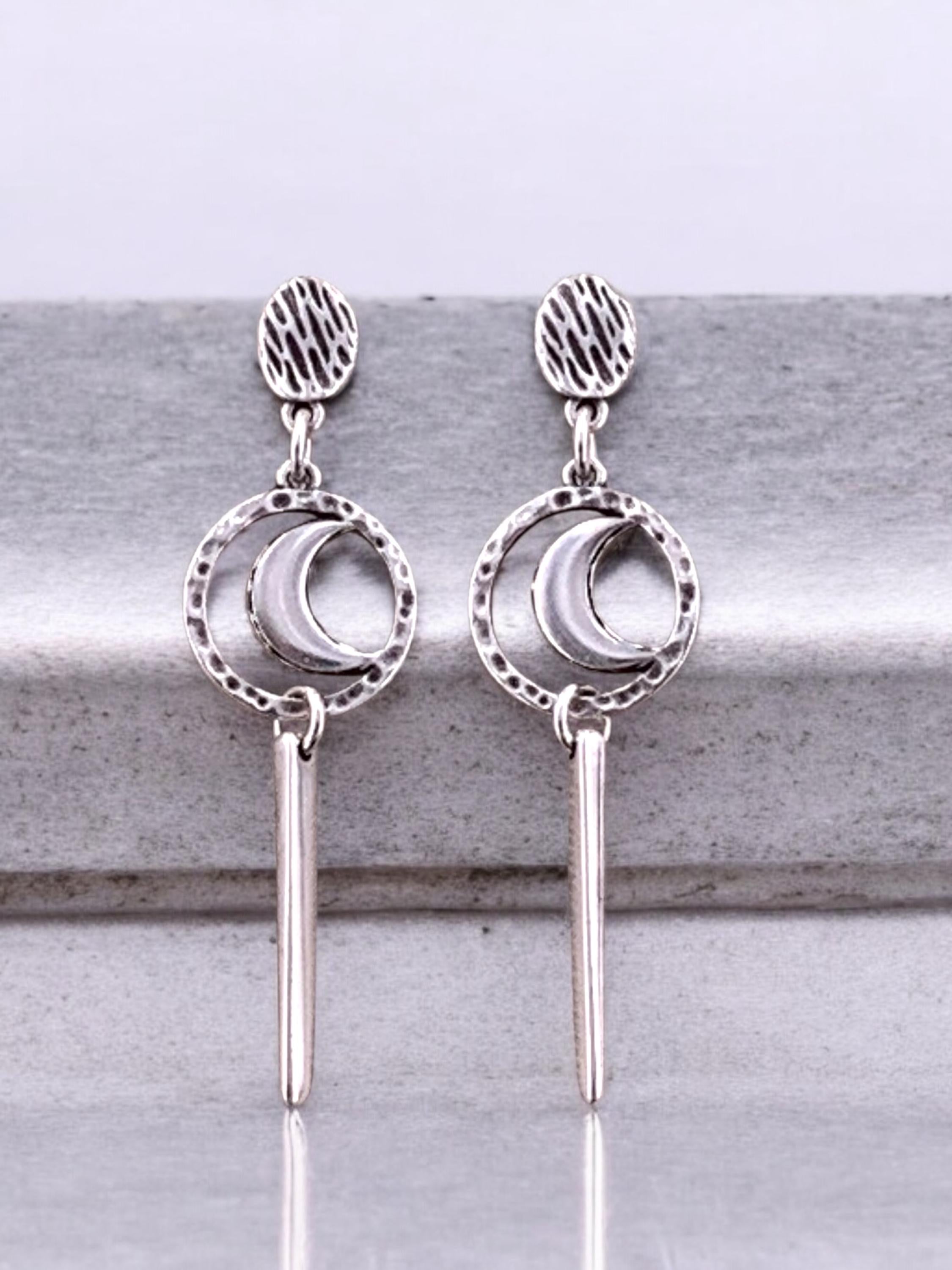 long silver original moon shaped earrings, dropped silver earrings, bohemian carved dangle earrings, gypsy earrings, uno de 50 style, gift