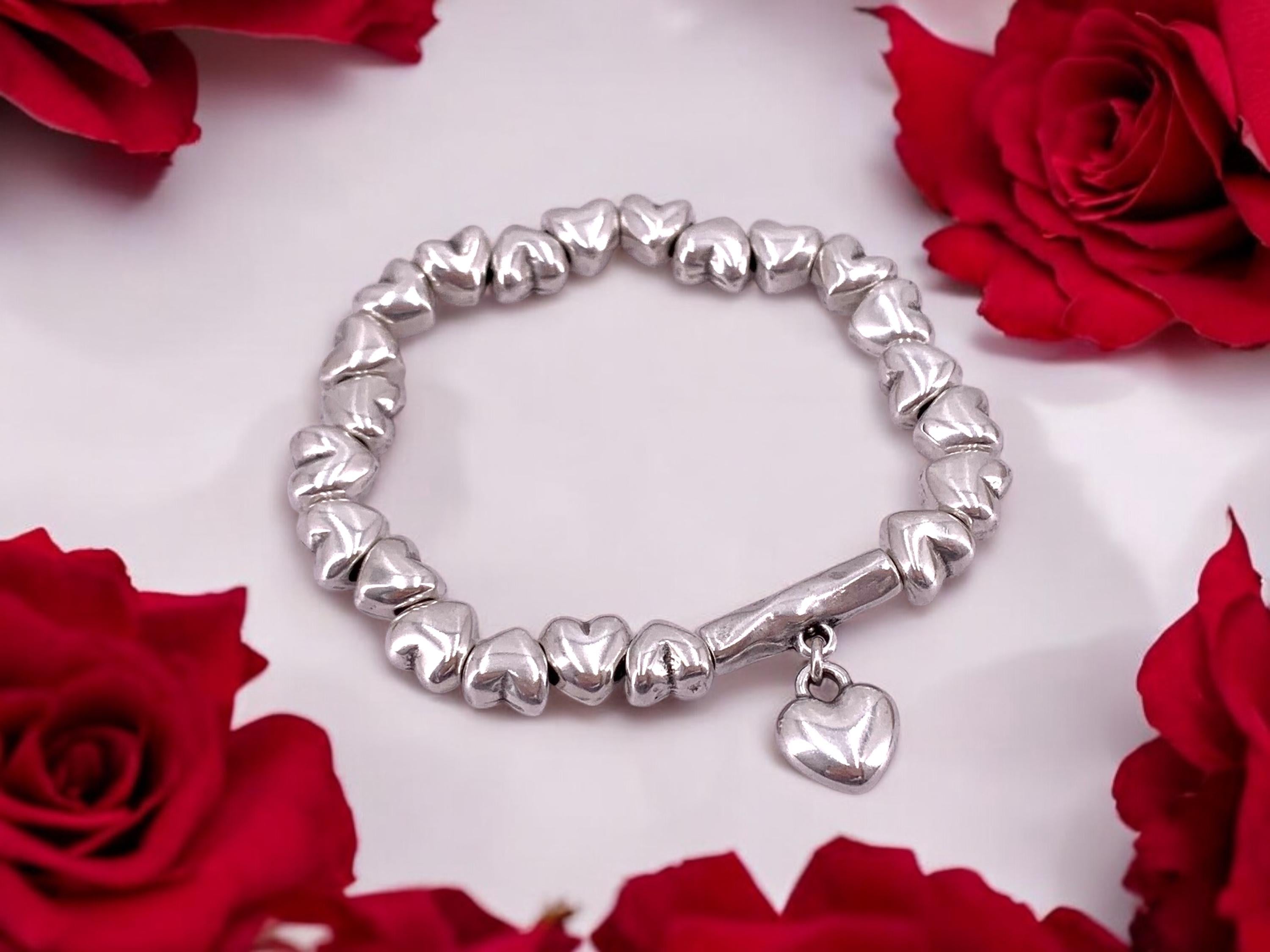 Silver Heart Bead Bracelet – Elastic Boho Romantic Jewelry – Handmade Gift for Her – Kukuri Jewelry