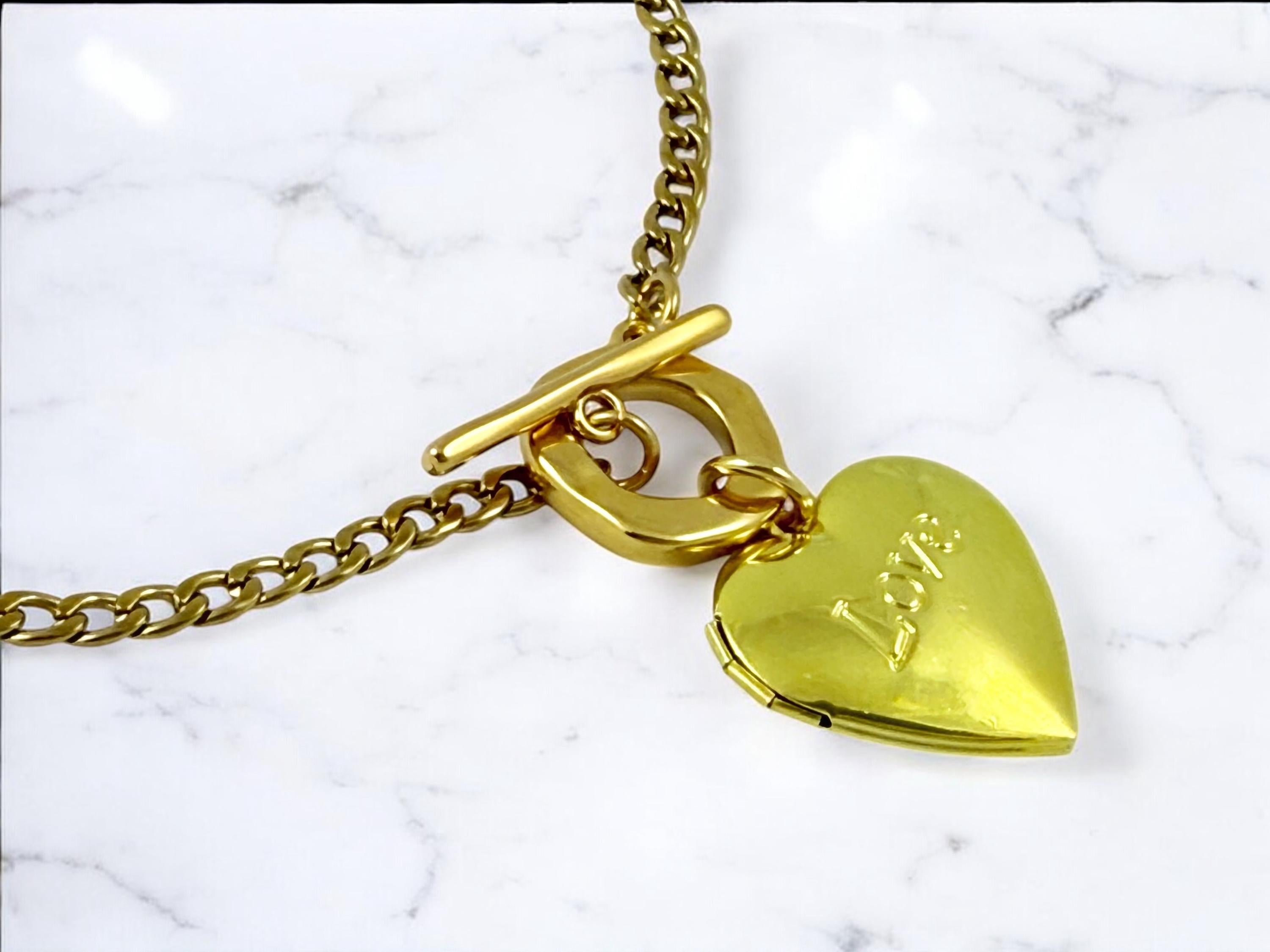 Chunky Gold Chain Choker Necklace – Stainless Steel – Toggle Clasp with “Love” Heart Locket – Kukuri Jewelry