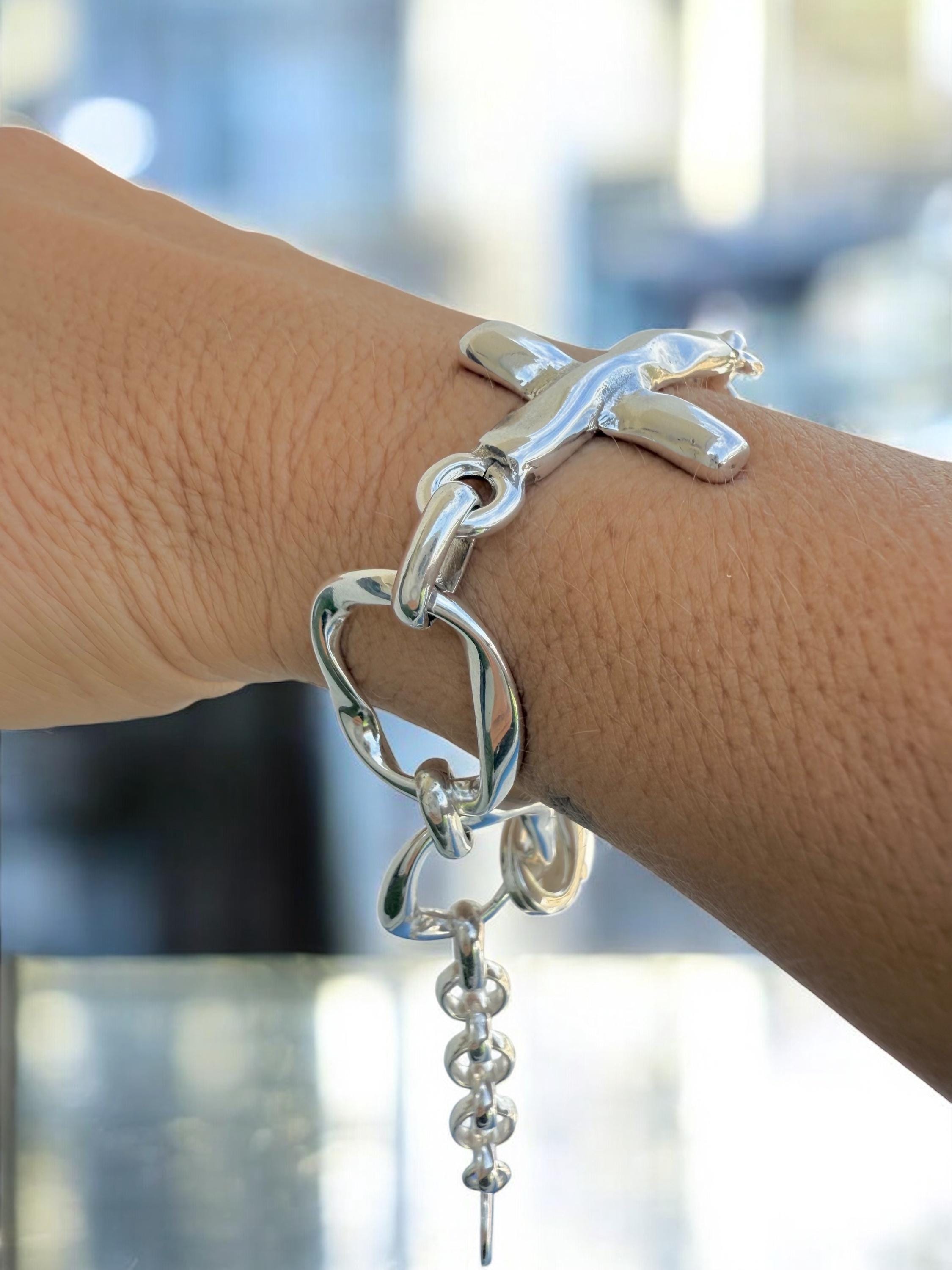 Chunky Hammered Cross Bracelet in Silver – Bold Round-Link Chain – Adjustable Fit – Handmade by Kukuri Jewelry