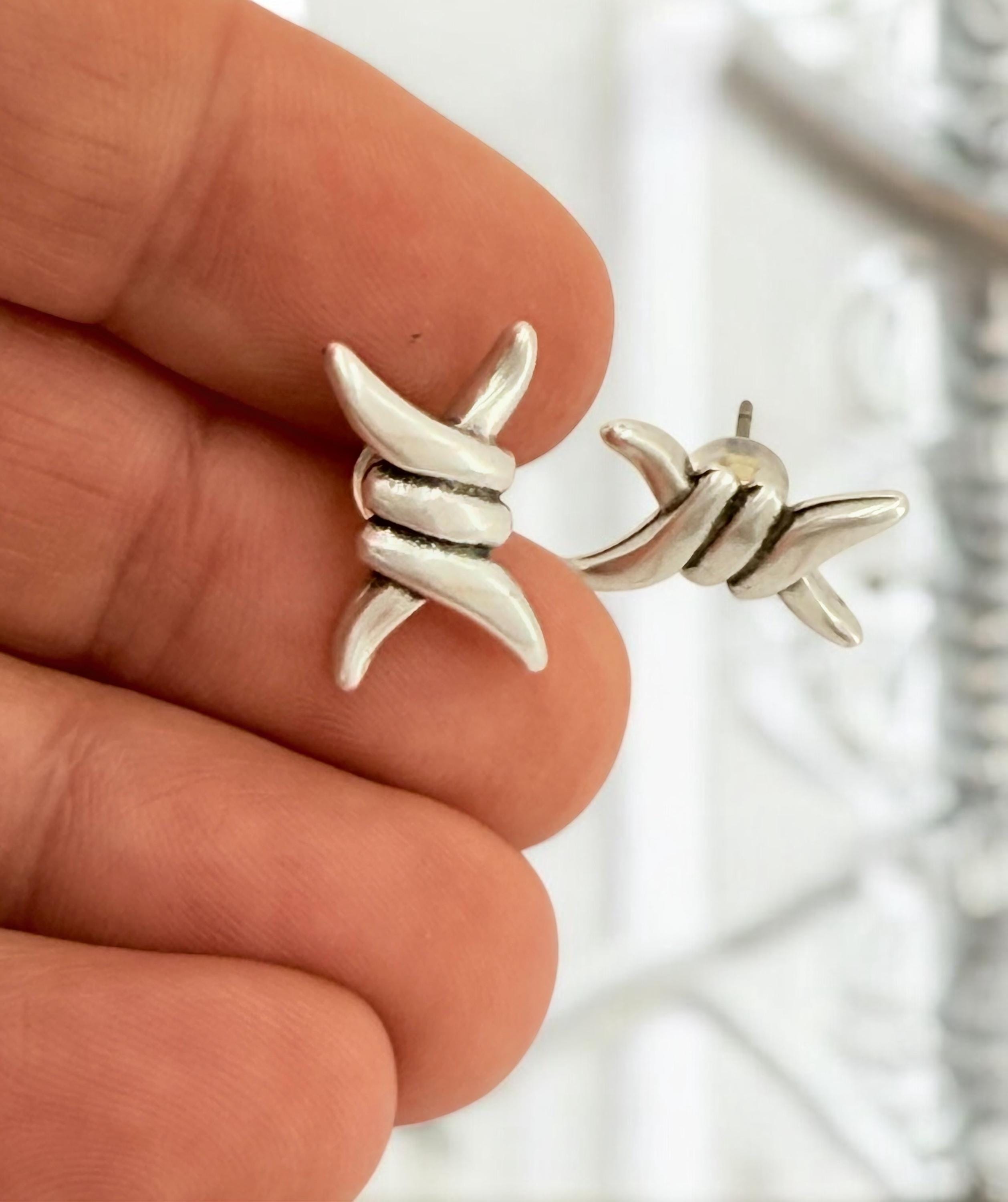 chunky Silver Barbed Wire Earrings, rock style Industrial Unisex Jewelry