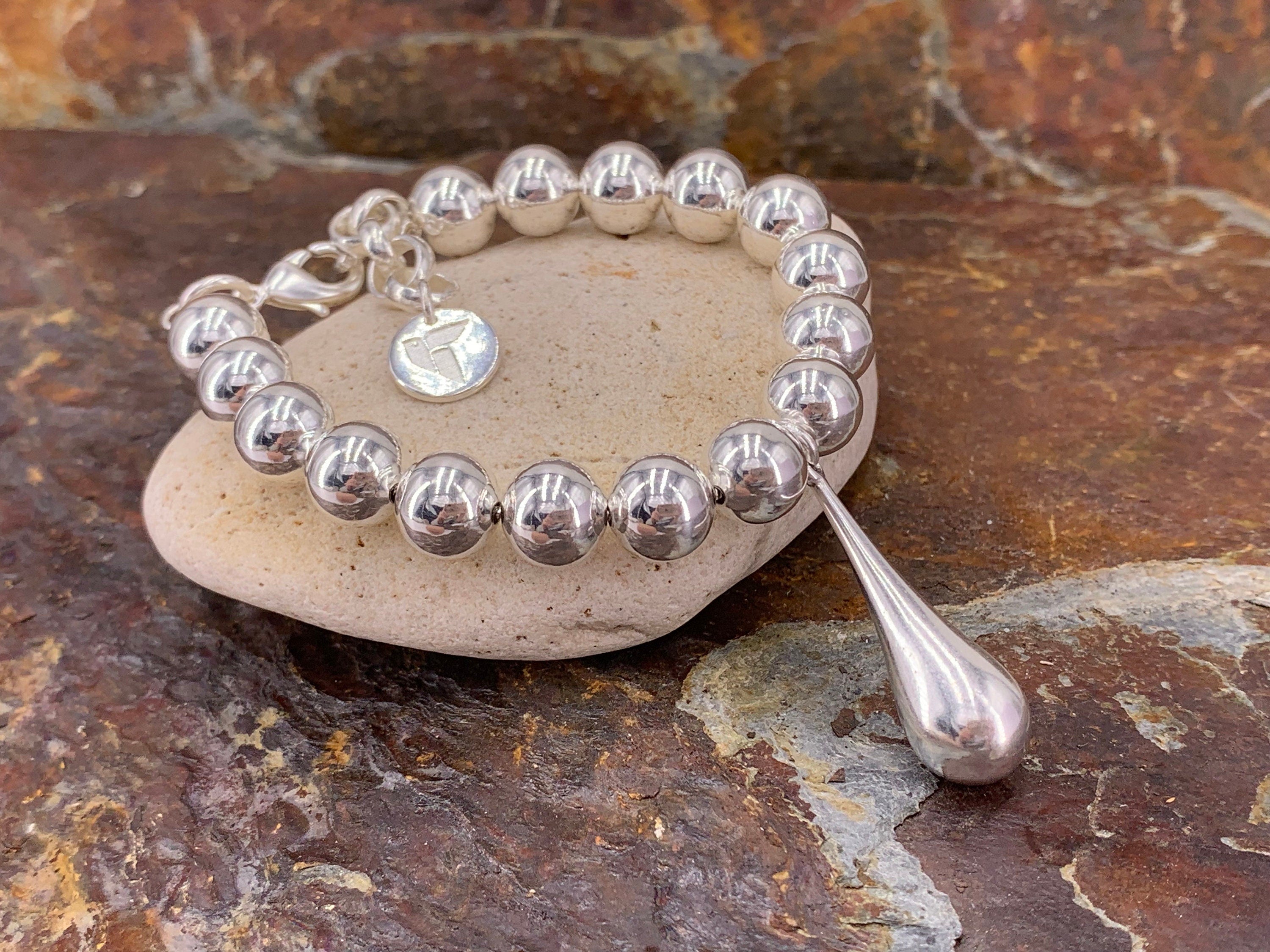 Chunky balls statement pendant silver bracelet, beaded chain chunky bracelet, unique gift for women, chunky silver jewelry, sister present