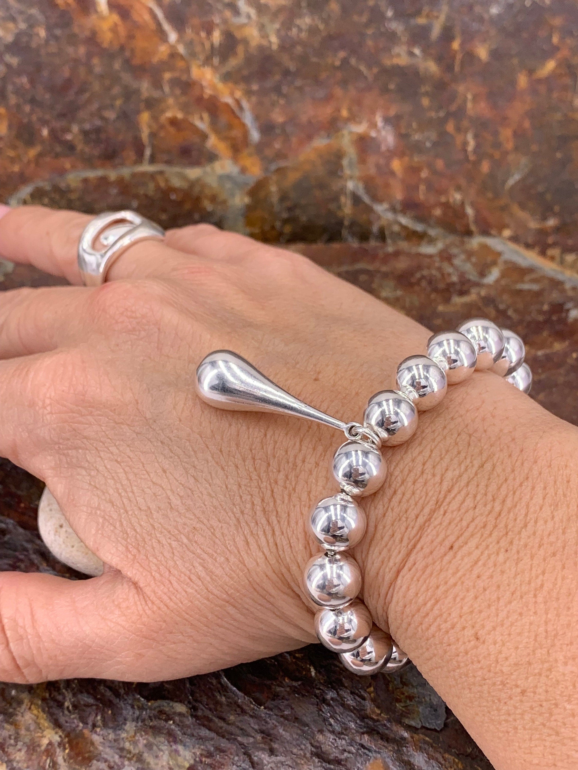 Chunky balls statement pendant silver bracelet, beaded chain chunky bracelet, unique gift for women, chunky silver jewelry, sister present