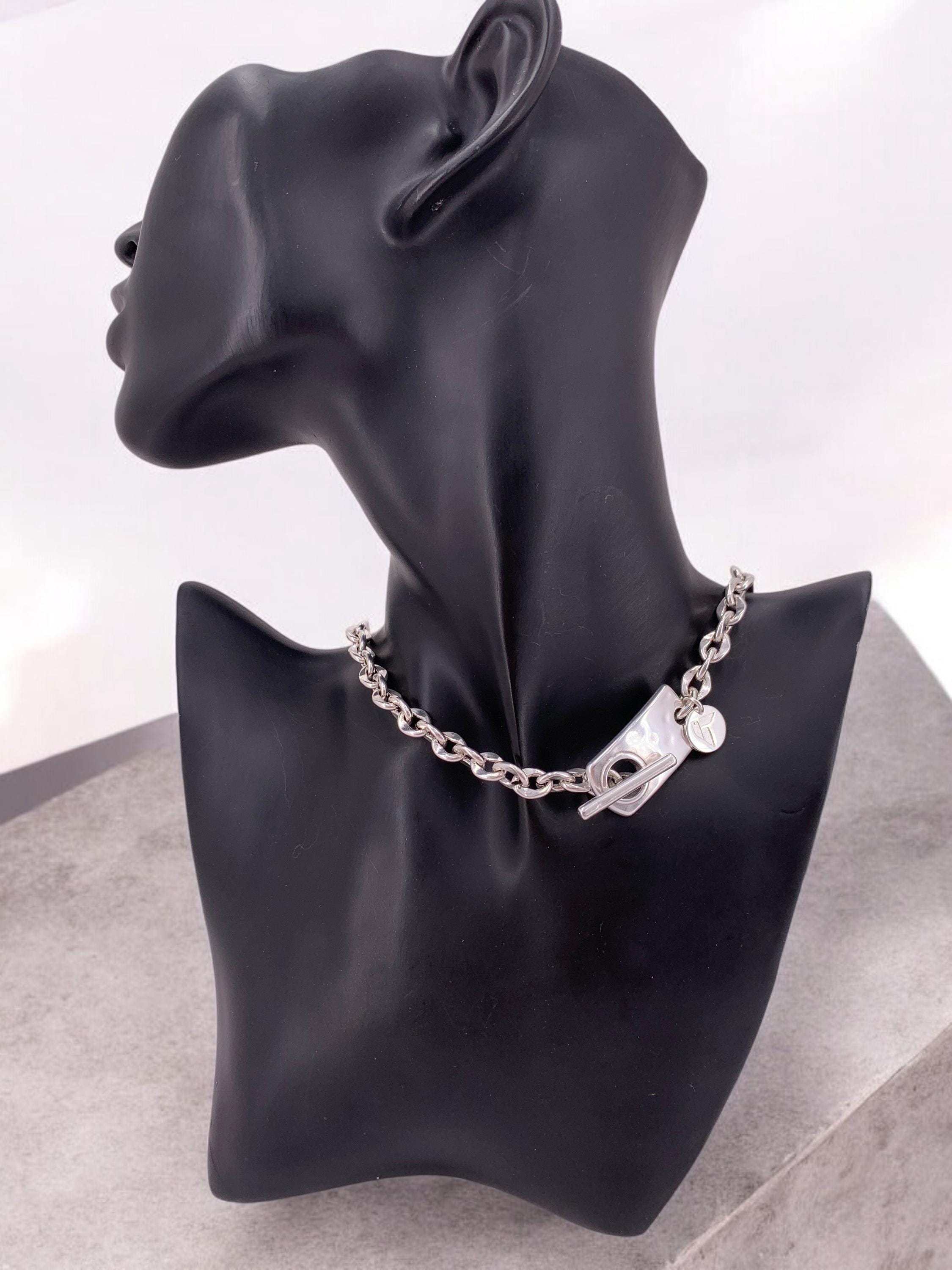 Artisian Chunky silver plated toggle clasp necklace, industrial style