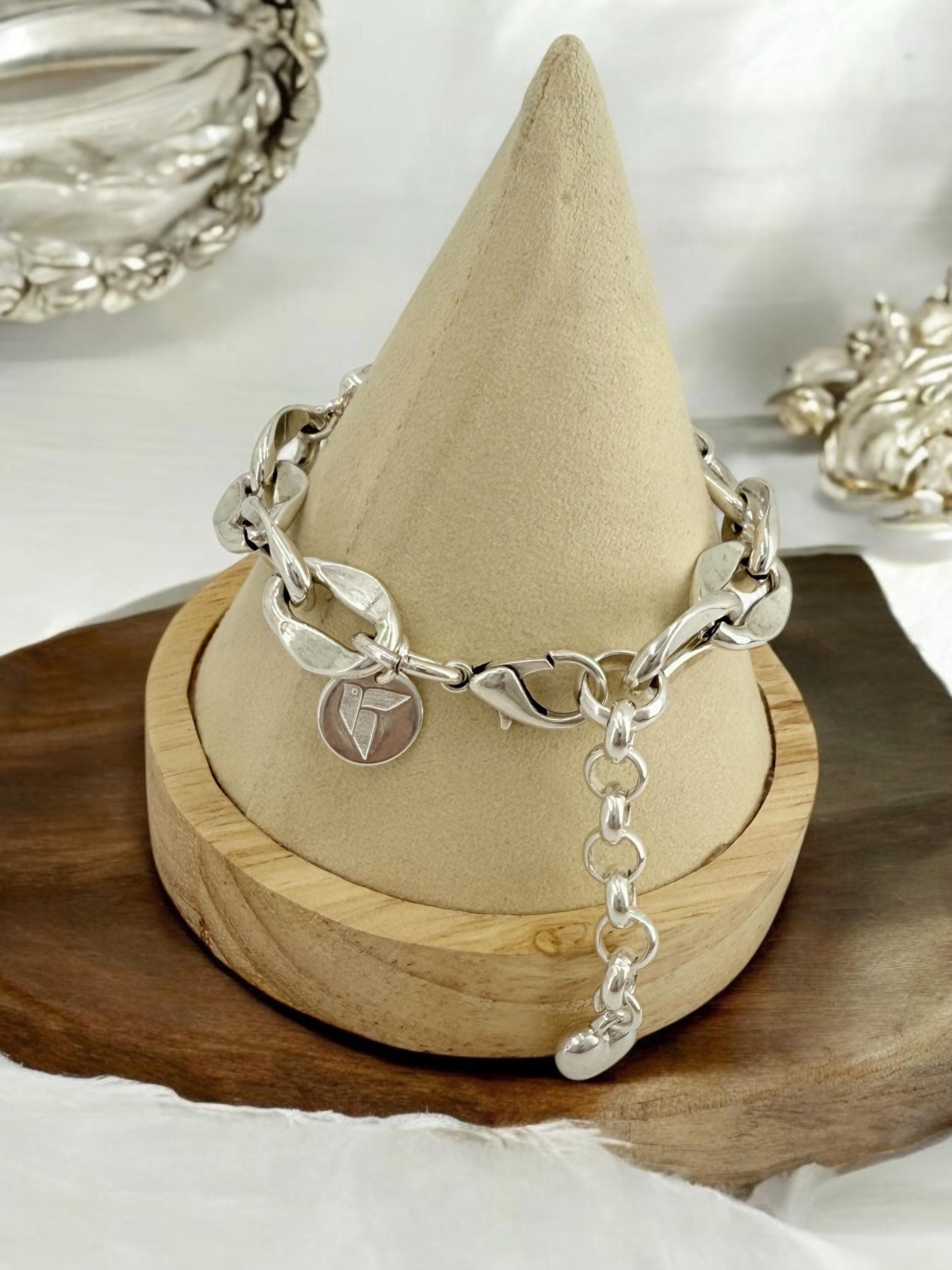 Chunky Silver Chain Bracelet – Big Link Bold Bracelet with Oval Centerpieces – Adjustable Statement Jewelry – Handmade Kukuri Jewelry