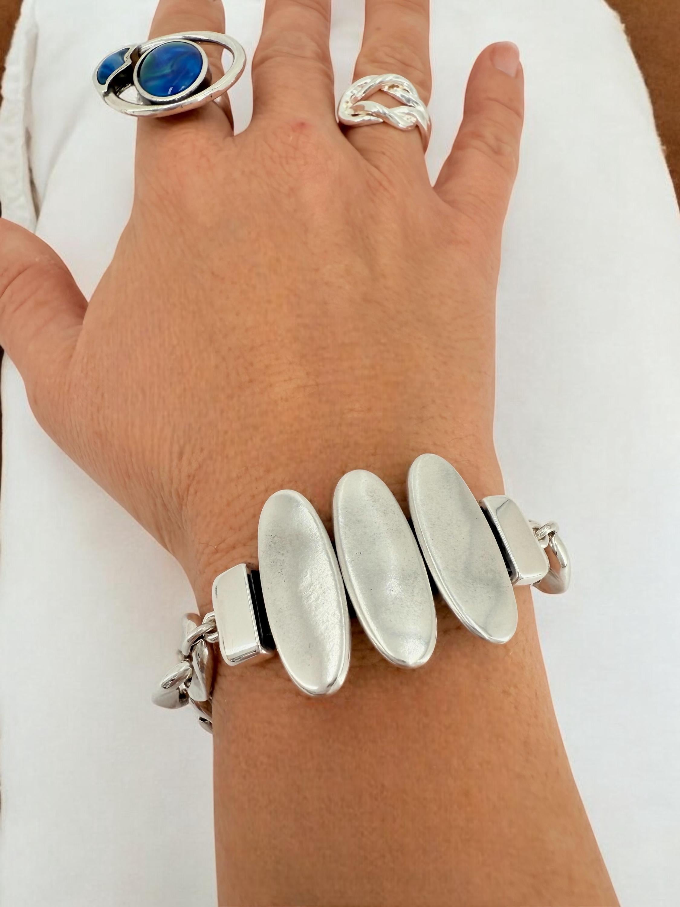Chunky Silver Chain Bracelet – Big Link Bold Bracelet with Oval Centerpieces – Adjustable Statement Jewelry – Handmade Kukuri Jewelry