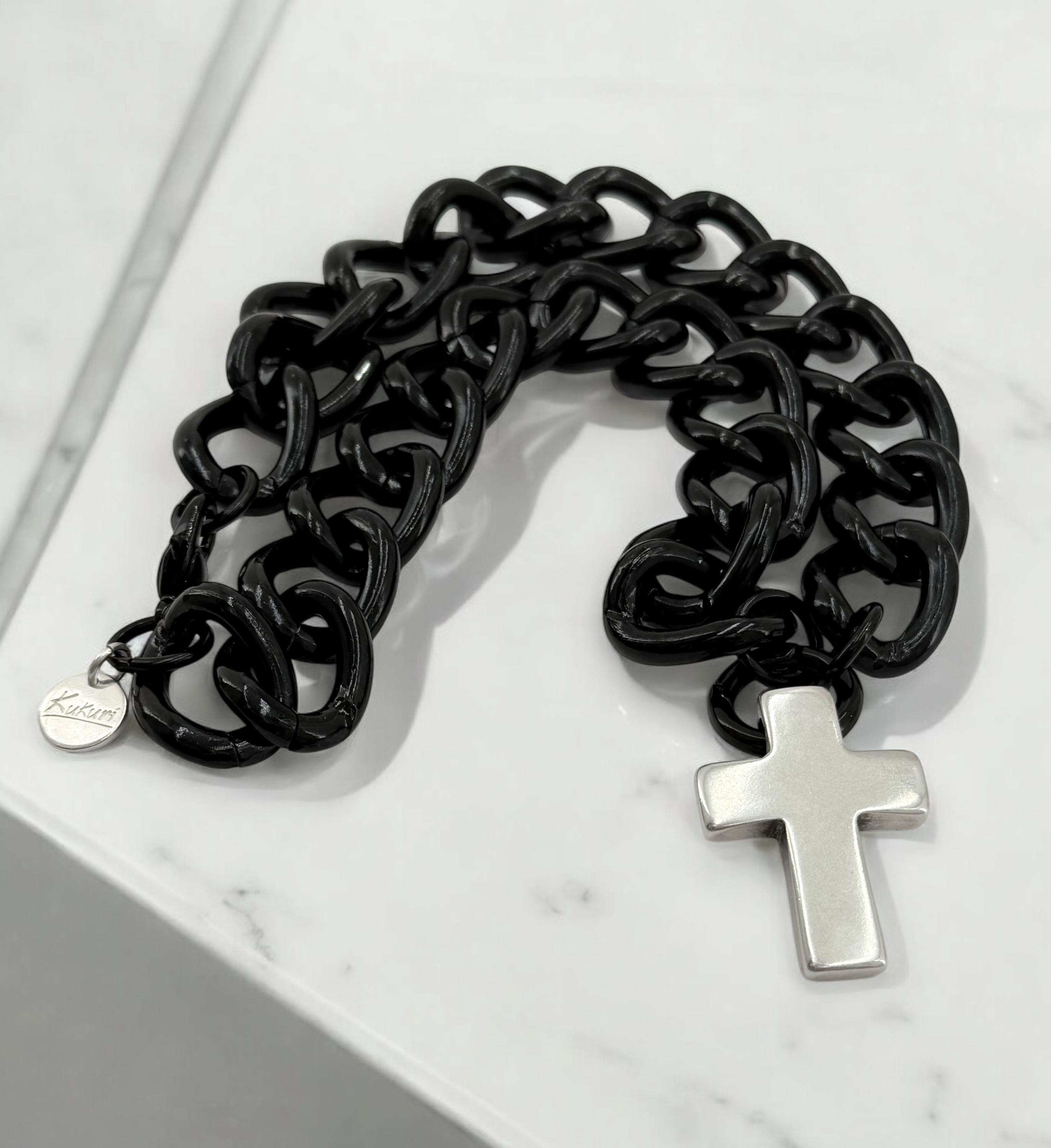 Chunky Black Cuban Chain Necklace – Silver-Plated Cross Pendant – Lightweight Statement blod Jewelry – Handmade Kukuri Jewelry -