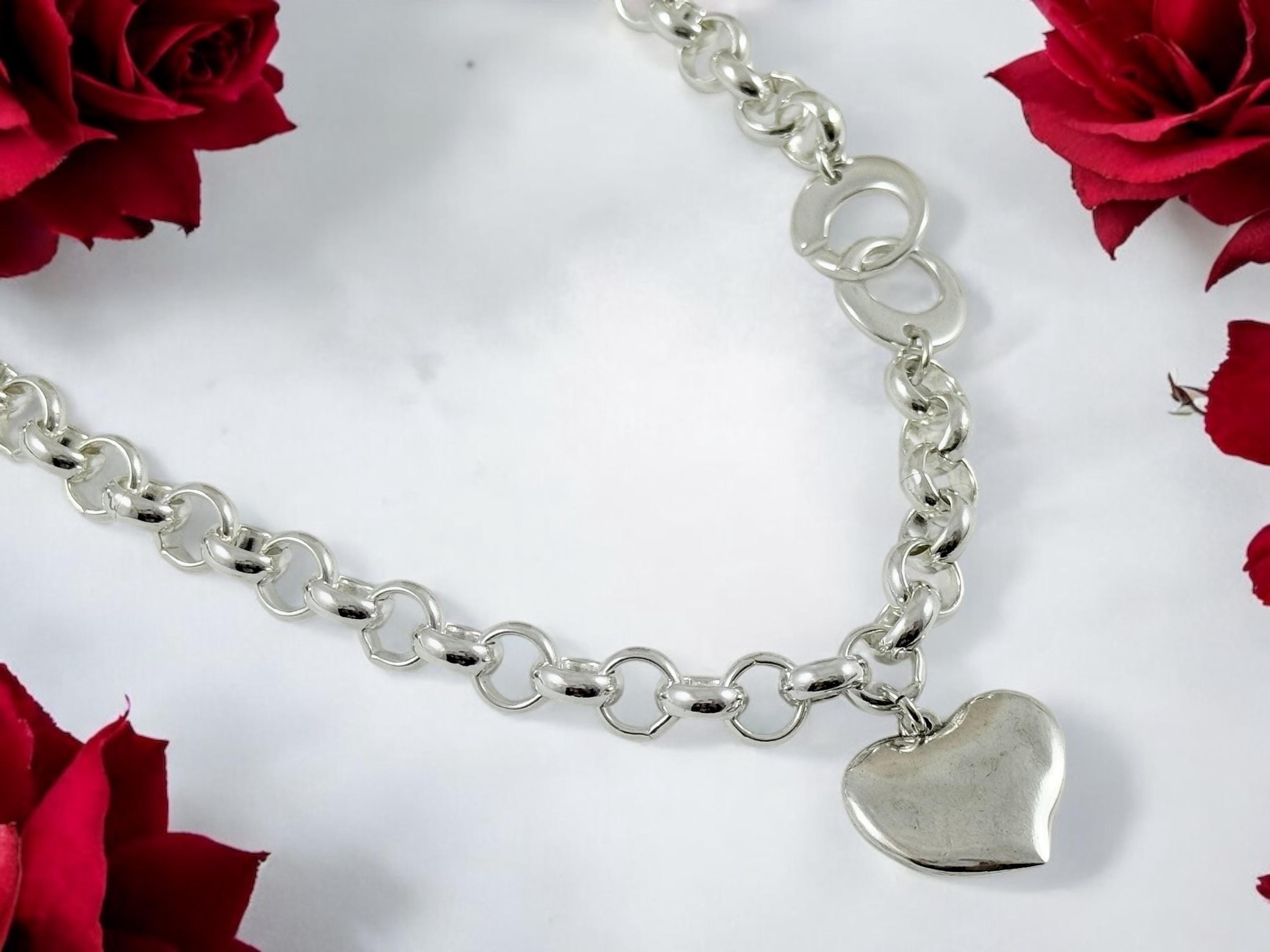Chunky Silver plated Rolo Chain Necklace with Heart Pendant, customized Choker, Handmade Jewelry