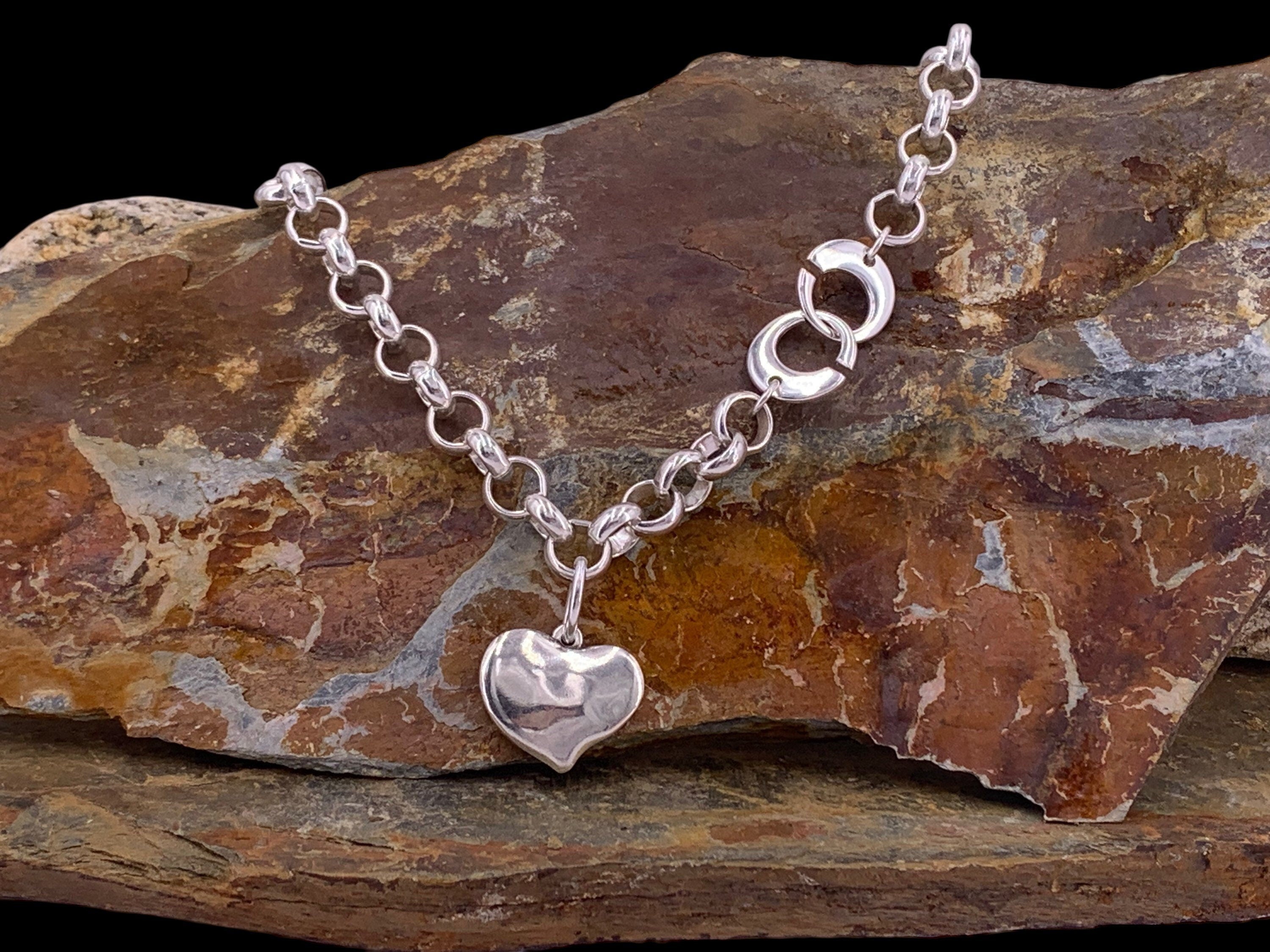 Chunky Silver plated Rolo Chain Necklace with Heart Pendant, customized Choker, Handmade Jewelry