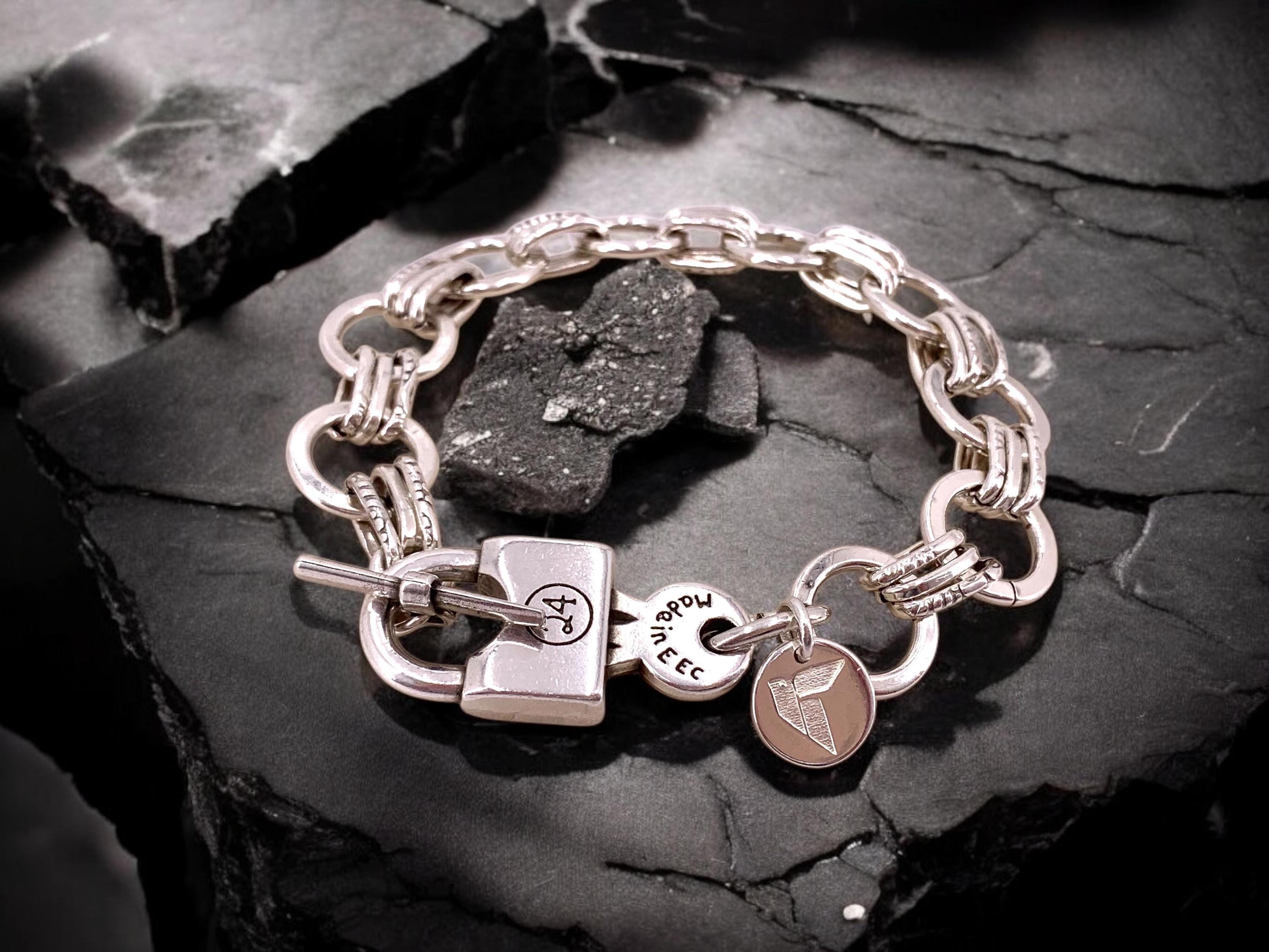 Chunky Silver Chain Bracelet – Circular Bold Link – Padlock Toggle Clasp – Industrial Statement