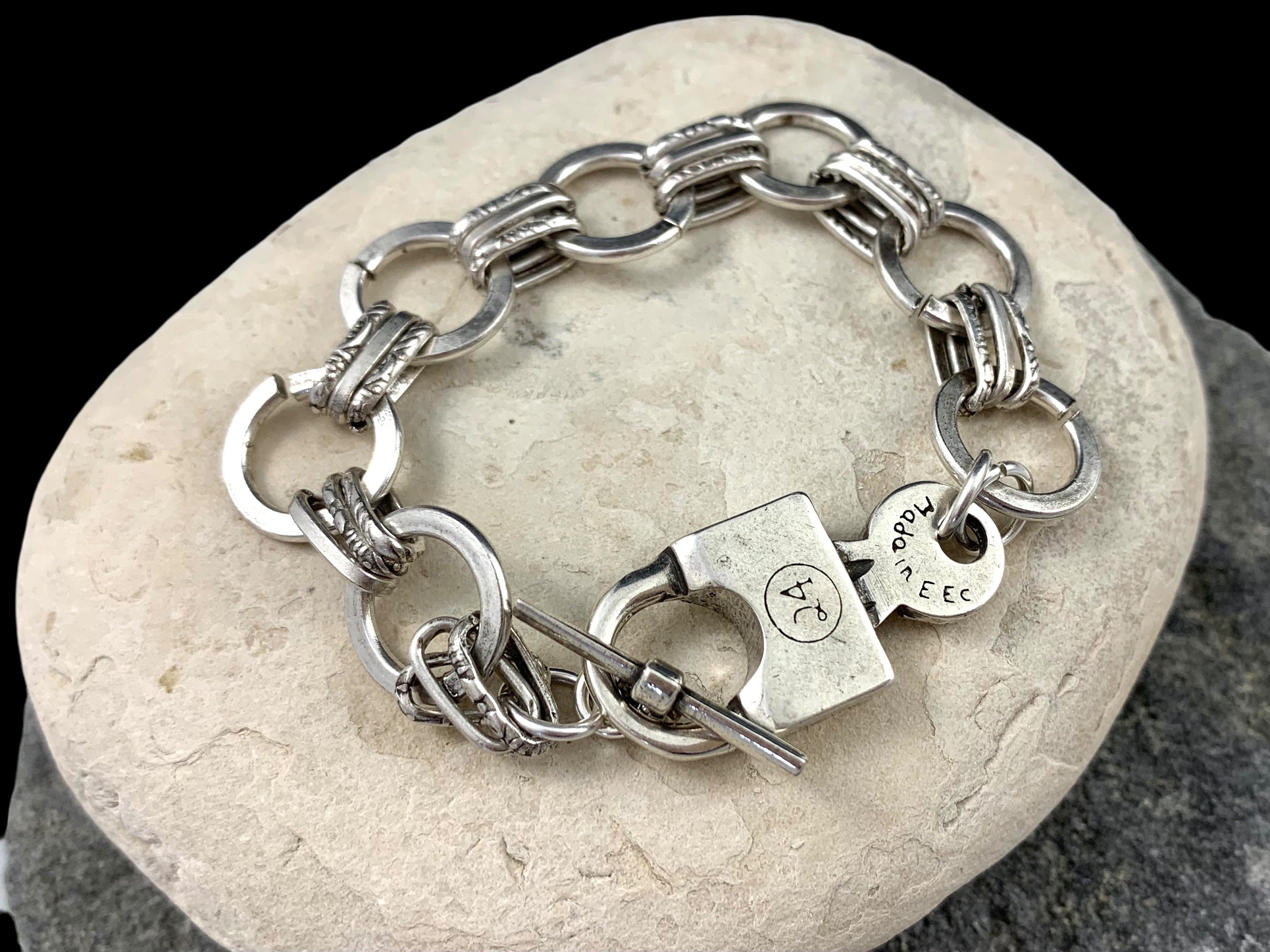 Chunky Silver Chain Bracelet – Circular Bold Link – Padlock Toggle Clasp – Industrial Statement