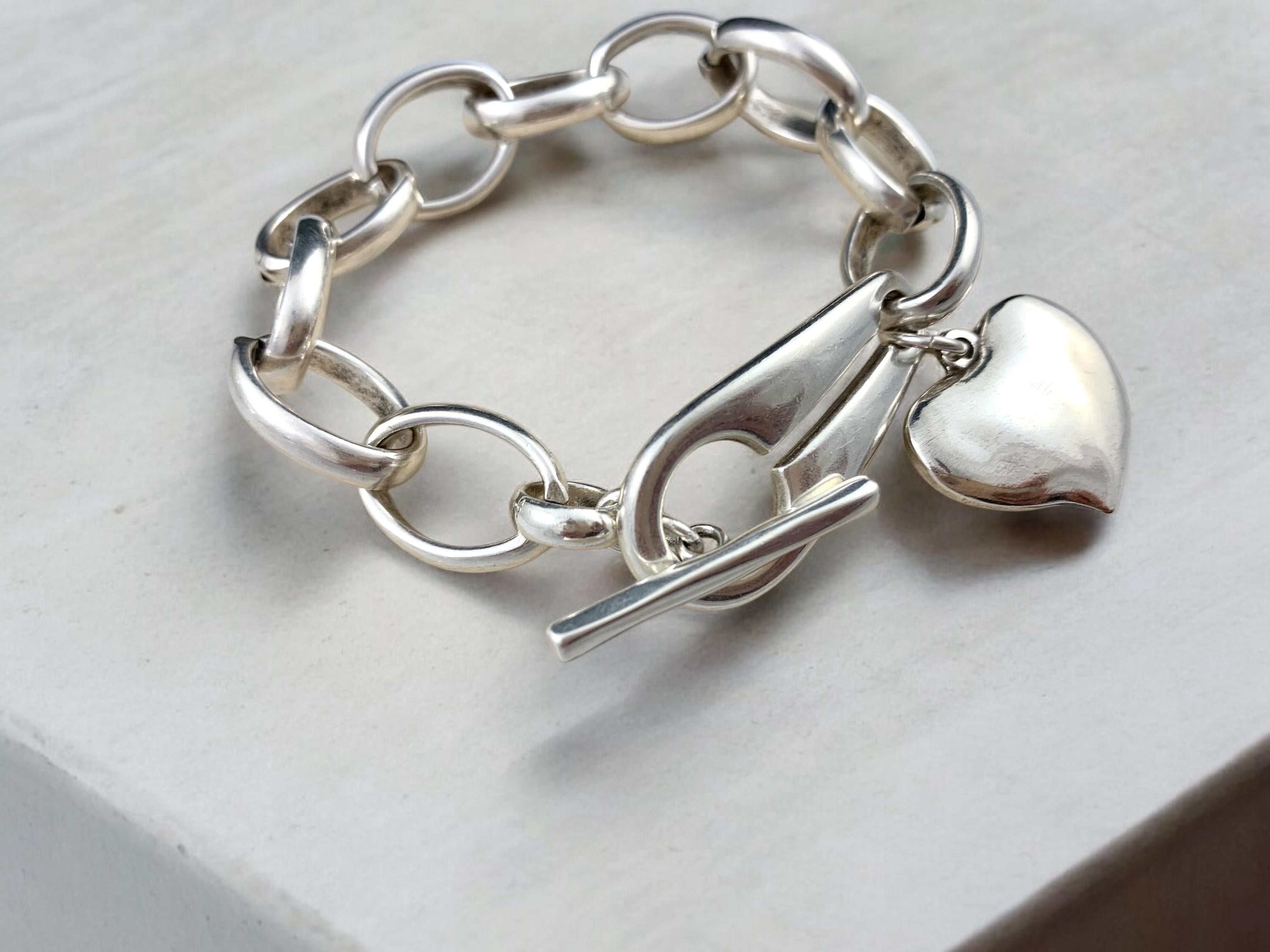 Artisian Chunky silver plated bracelet with toggle bracelet and heart pendant charm