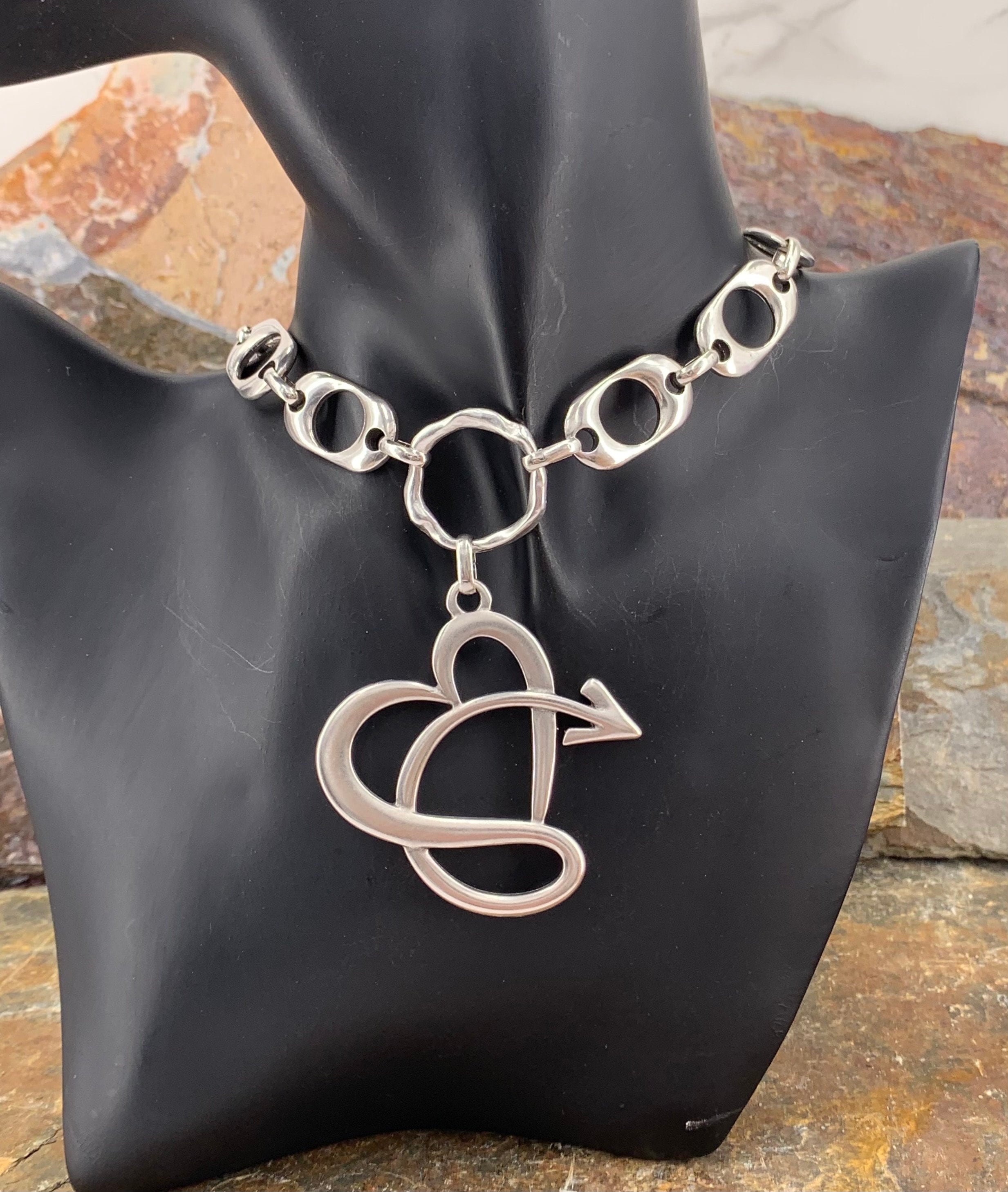 Chunky silver chain Heart Pendant Necklace – Bold Adjustable Chain with Statement Design, bold chain adjustable choker,