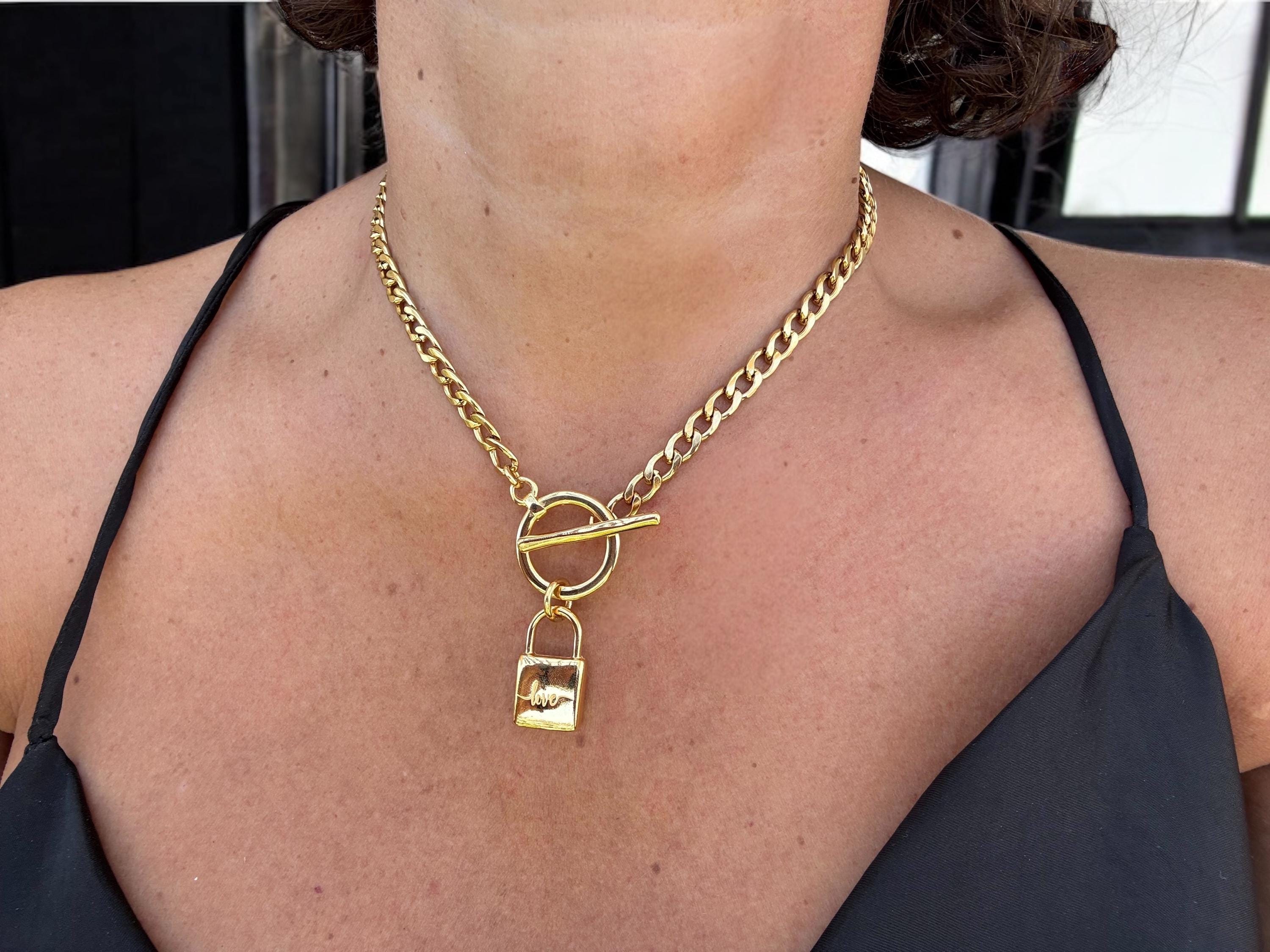 Chunky Gold Cuban Chain Choker Necklace with Love Padlock Pendant – Stainless Steel Toggle Clasp