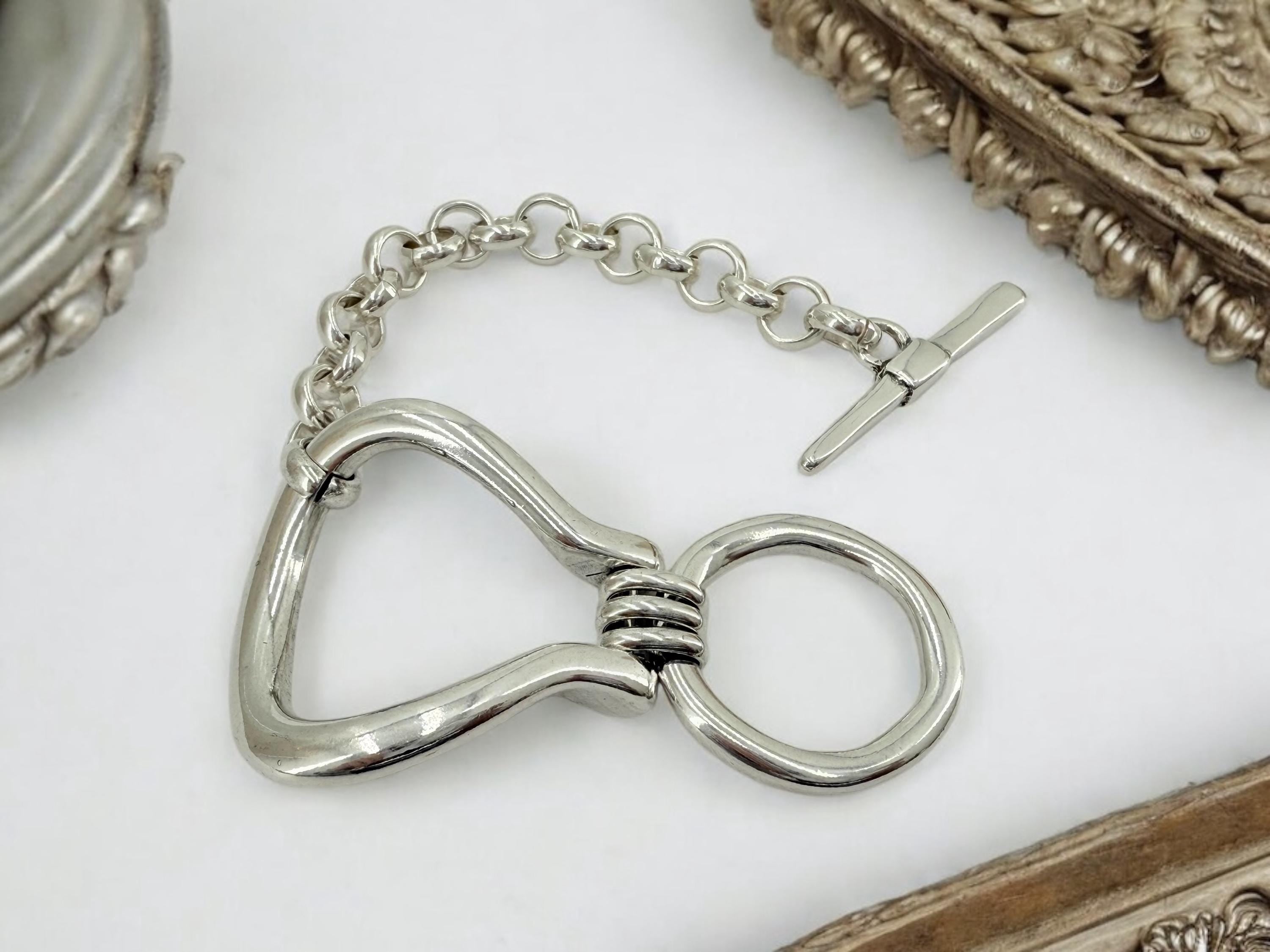 Chunky Silver geometric bold Bracelet, big link chain Oversized Toggle  Cuff, sculptural design jewelry