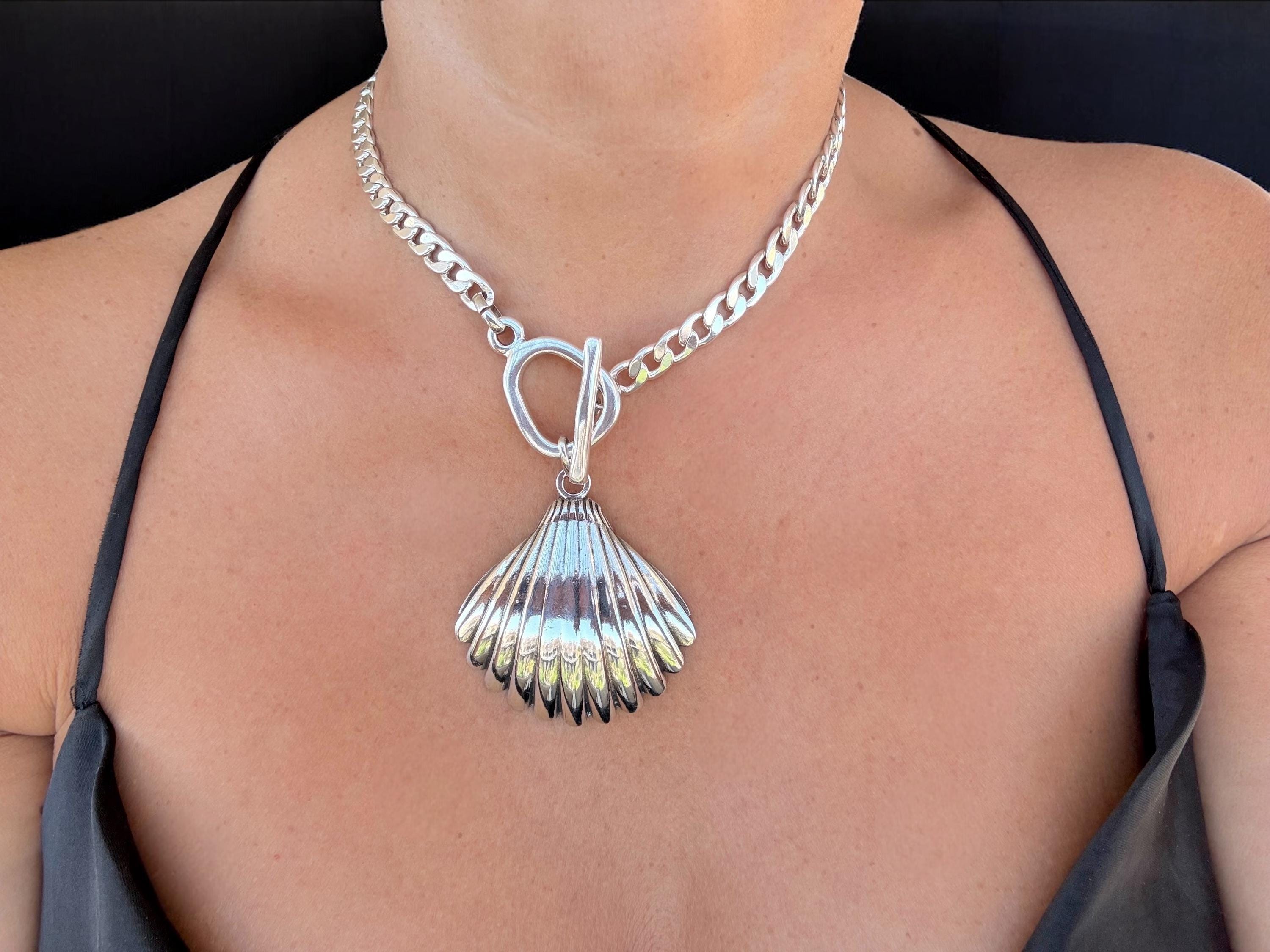 Chunky Silver Curb Chain Necklace , Shell Pendant on Toggle Clasp, Custom Length