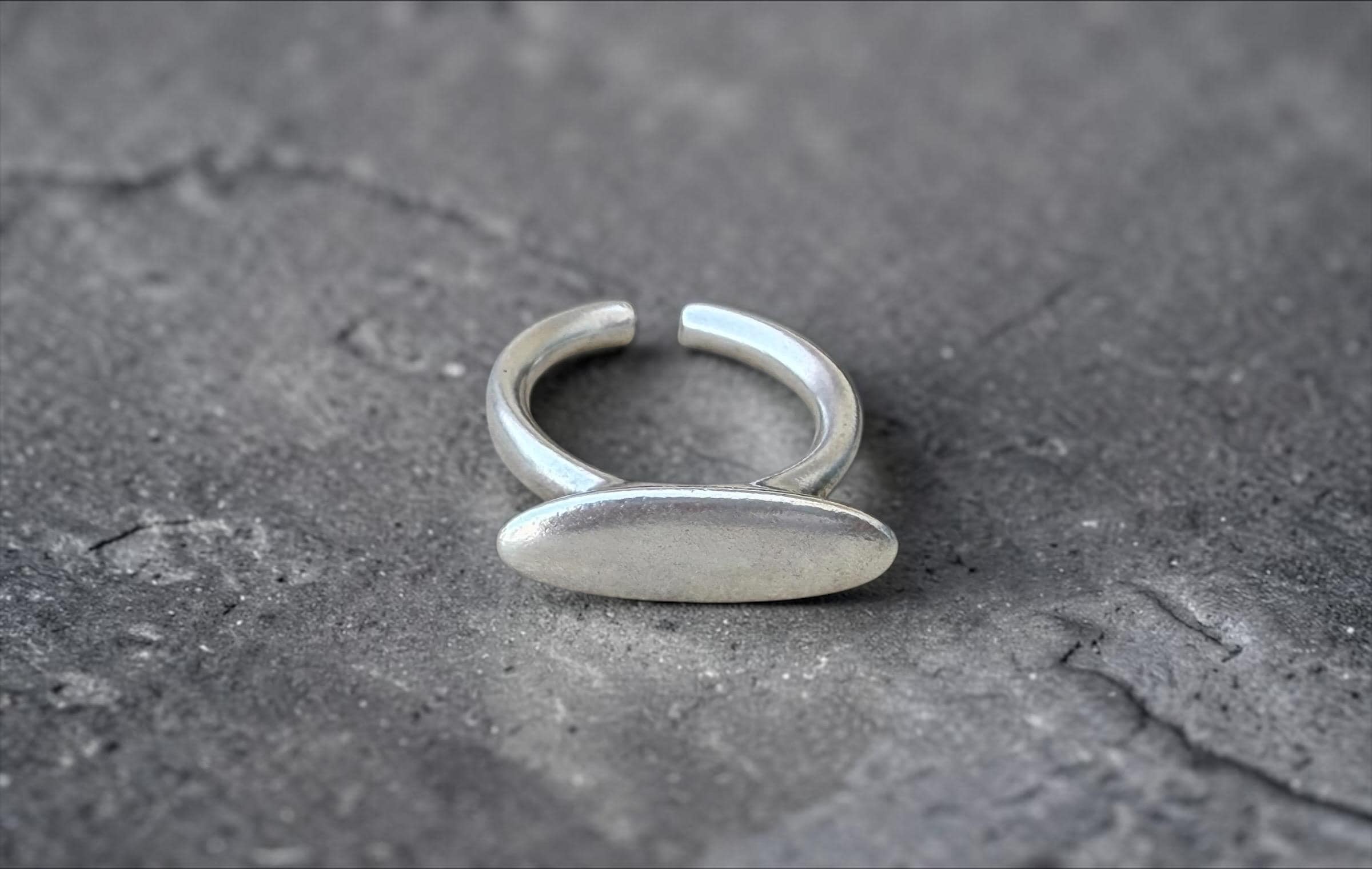 Chunky silver plated Oval Dome ring, bold rock style jewelry