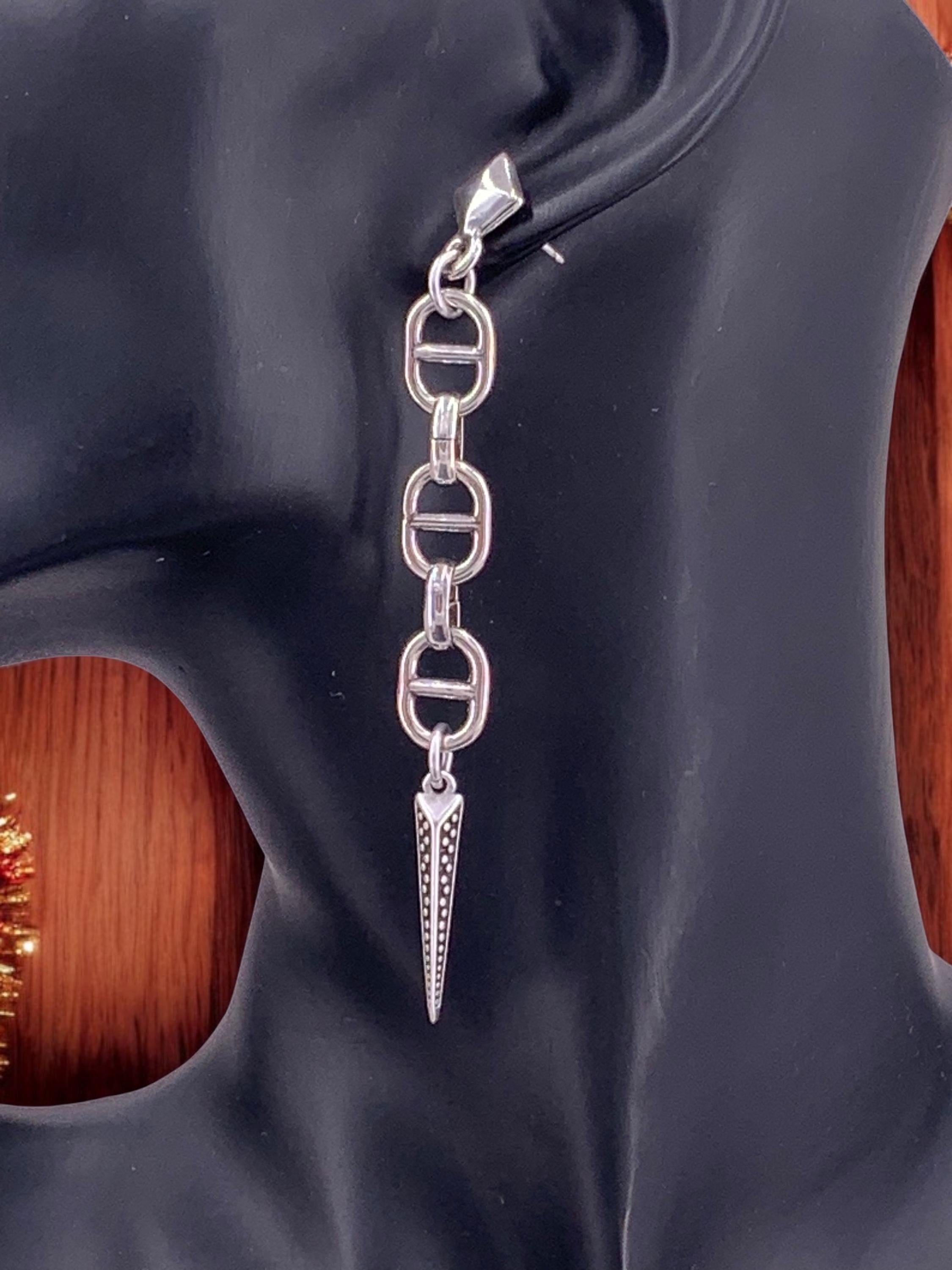 Very long chunky chain earrings with spike pendant, dangling earrings, silver chain earrings, punk earrings, , unique earring