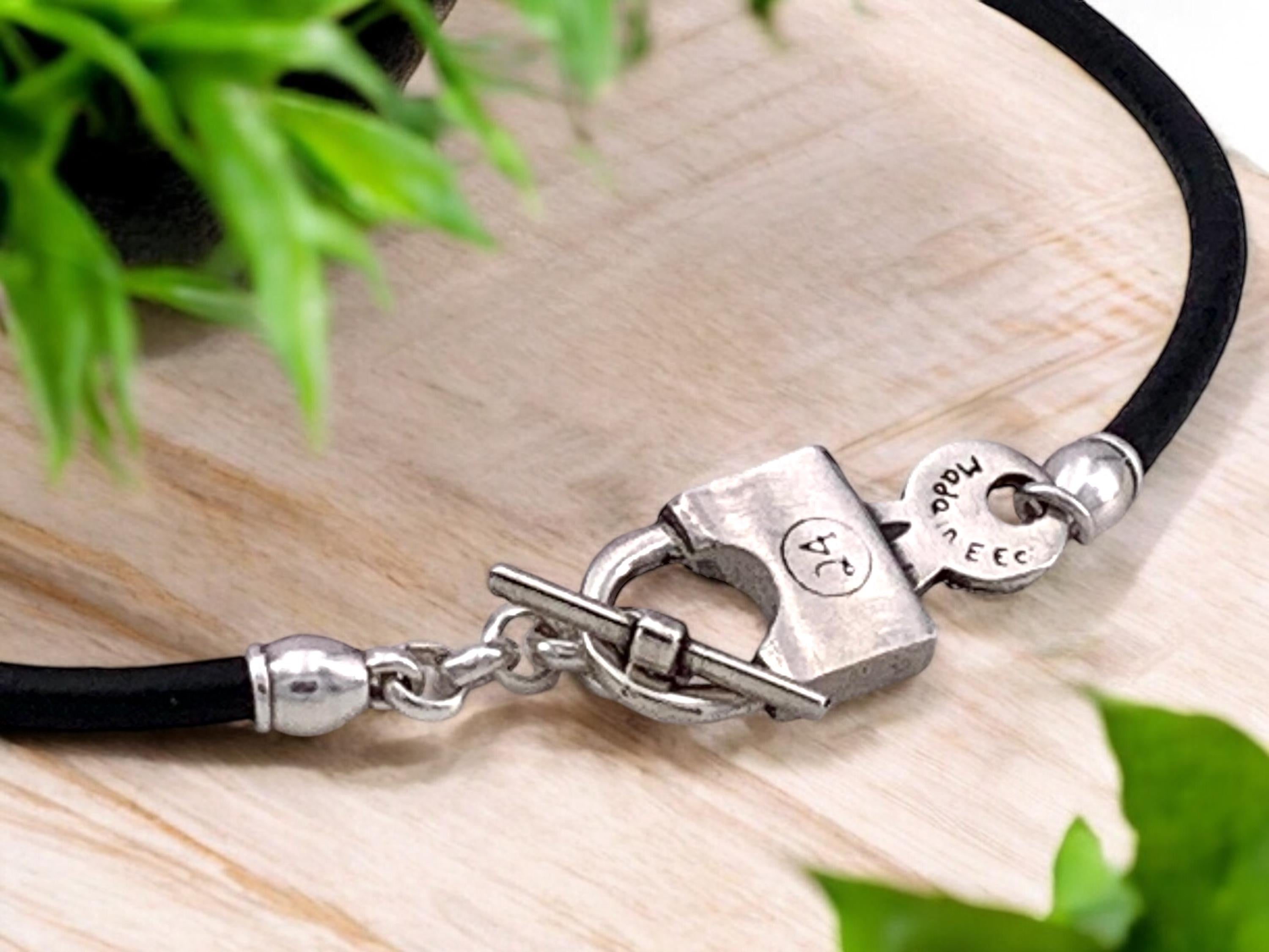 Handmade Leather Choker Necklace, Padlock Toggle Clasp, Rock Boho Style