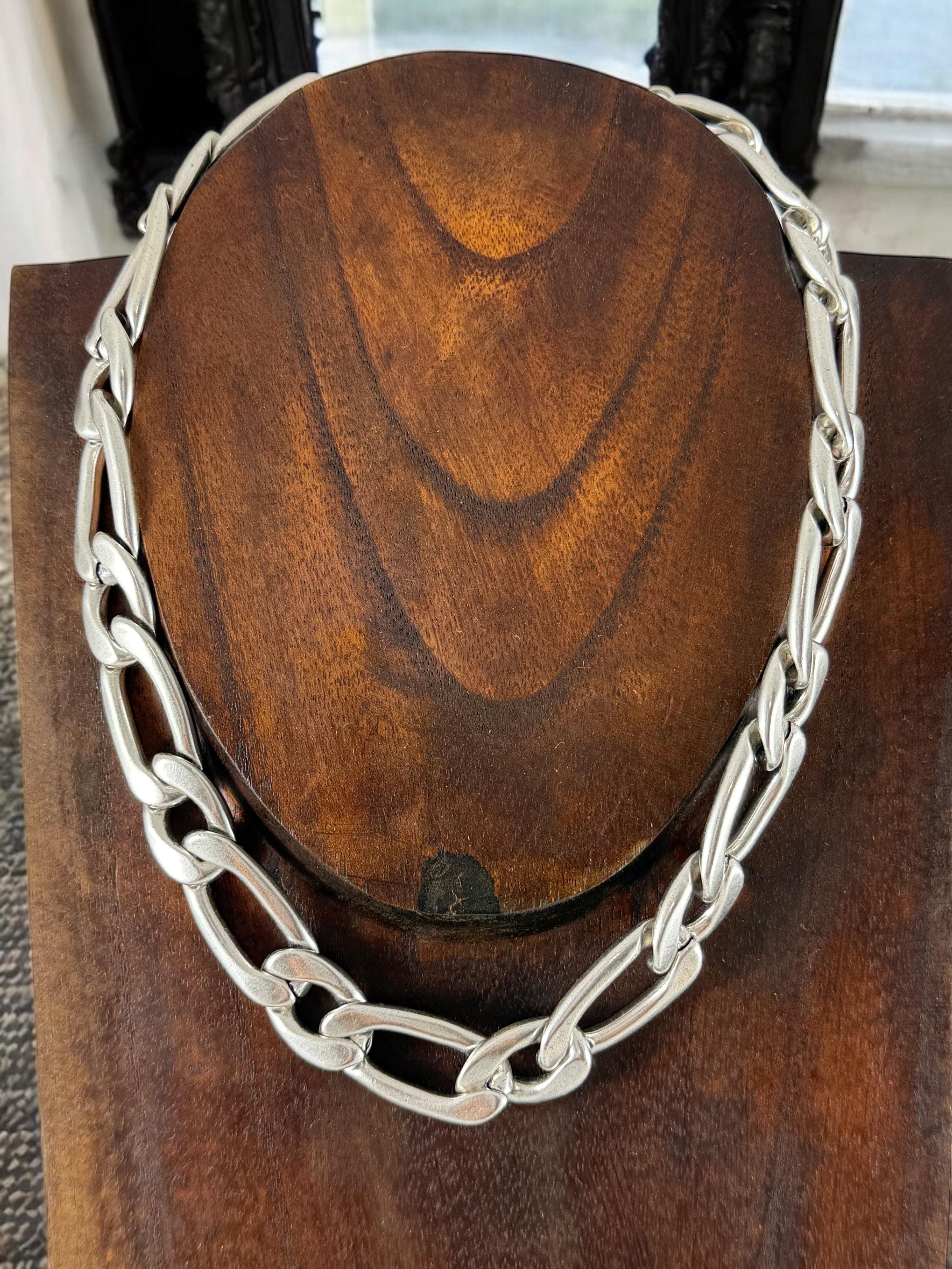 Chunky cuban lightweith chain necklace – bold  choker with big silver links & toggle clasp