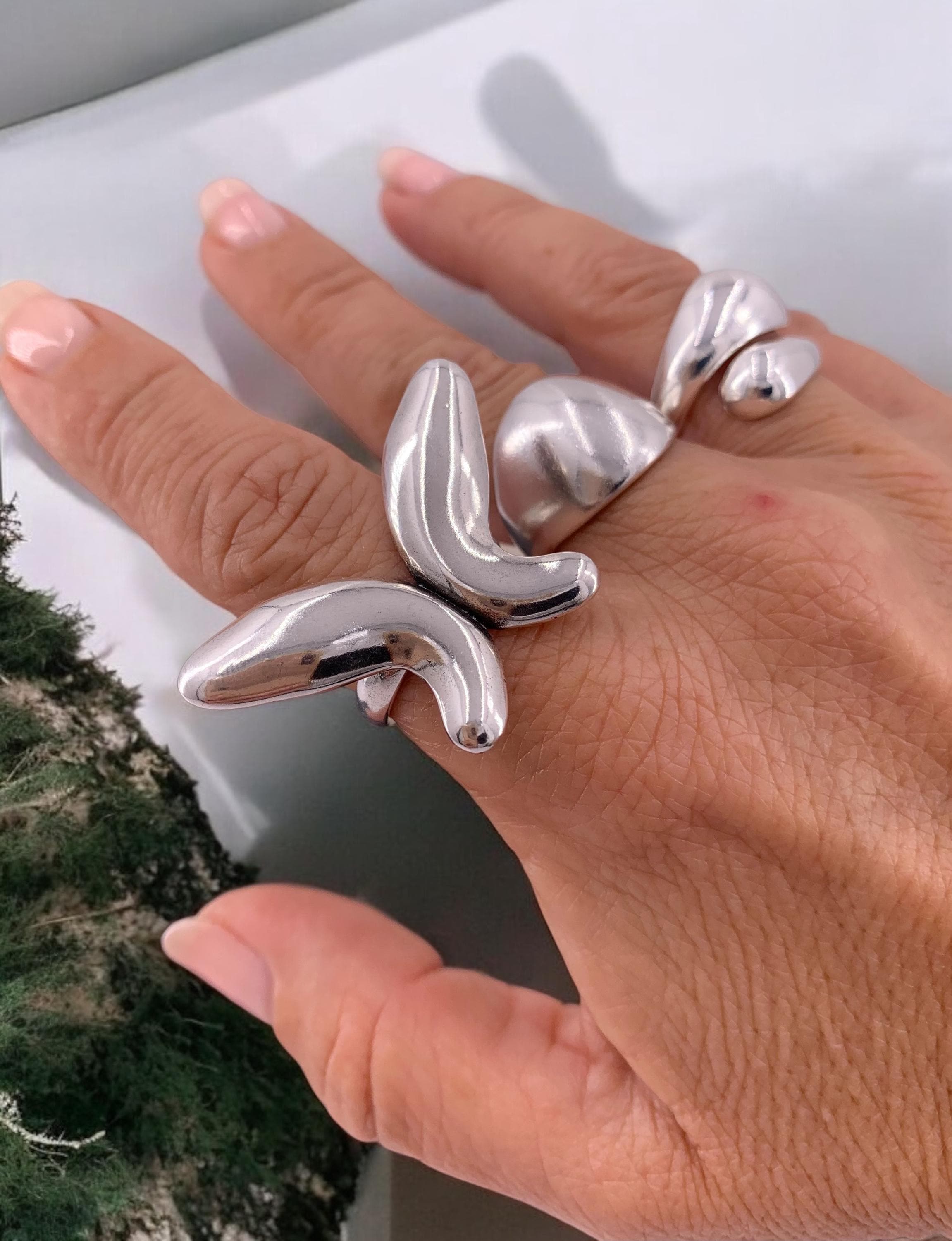 Chunky silver ring  butterfly-shaped, oversized adjustable fit – kukuri jewelry