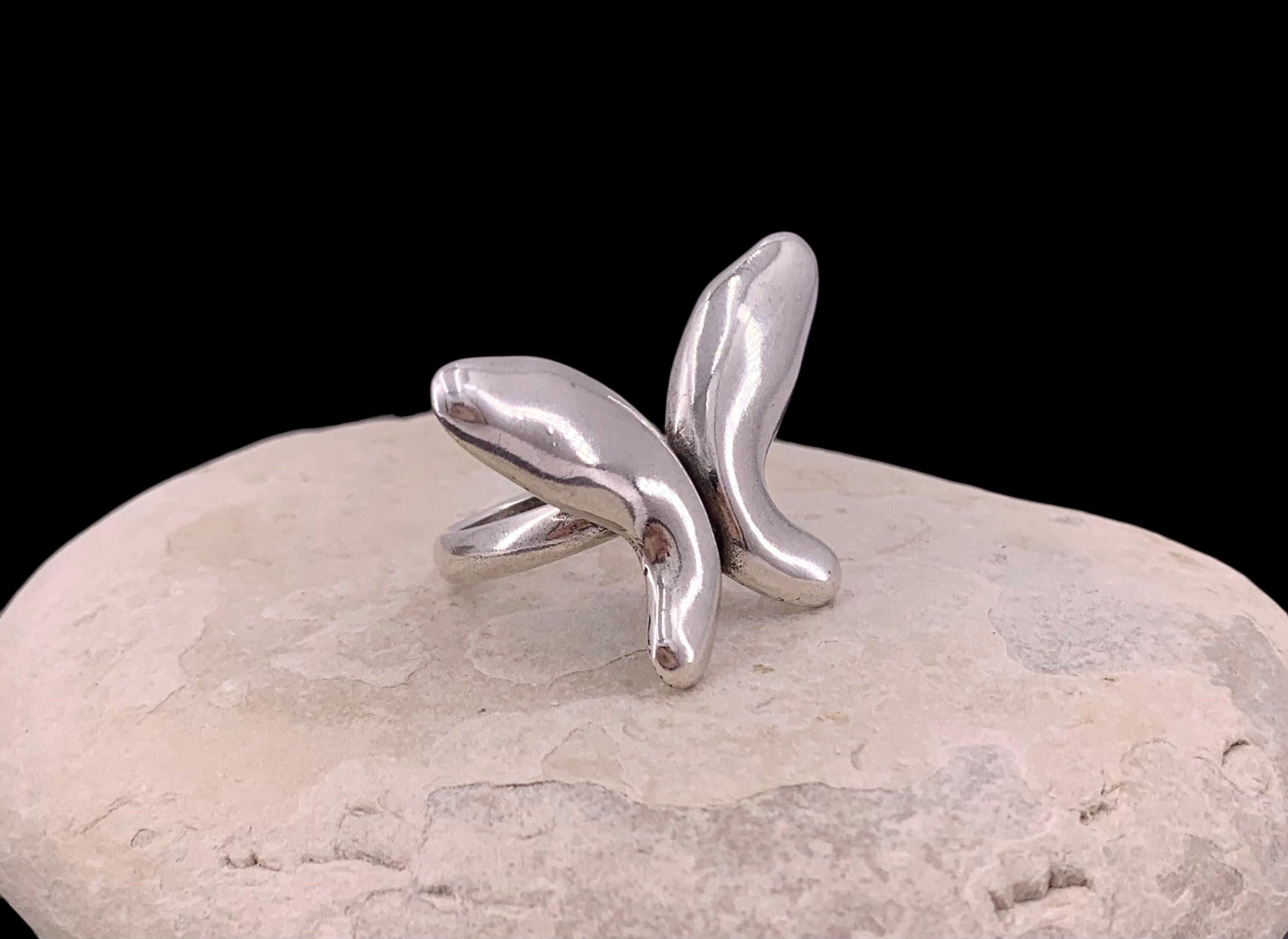 Chunky silver ring  butterfly-shaped, oversized adjustable fit – kukuri jewelry