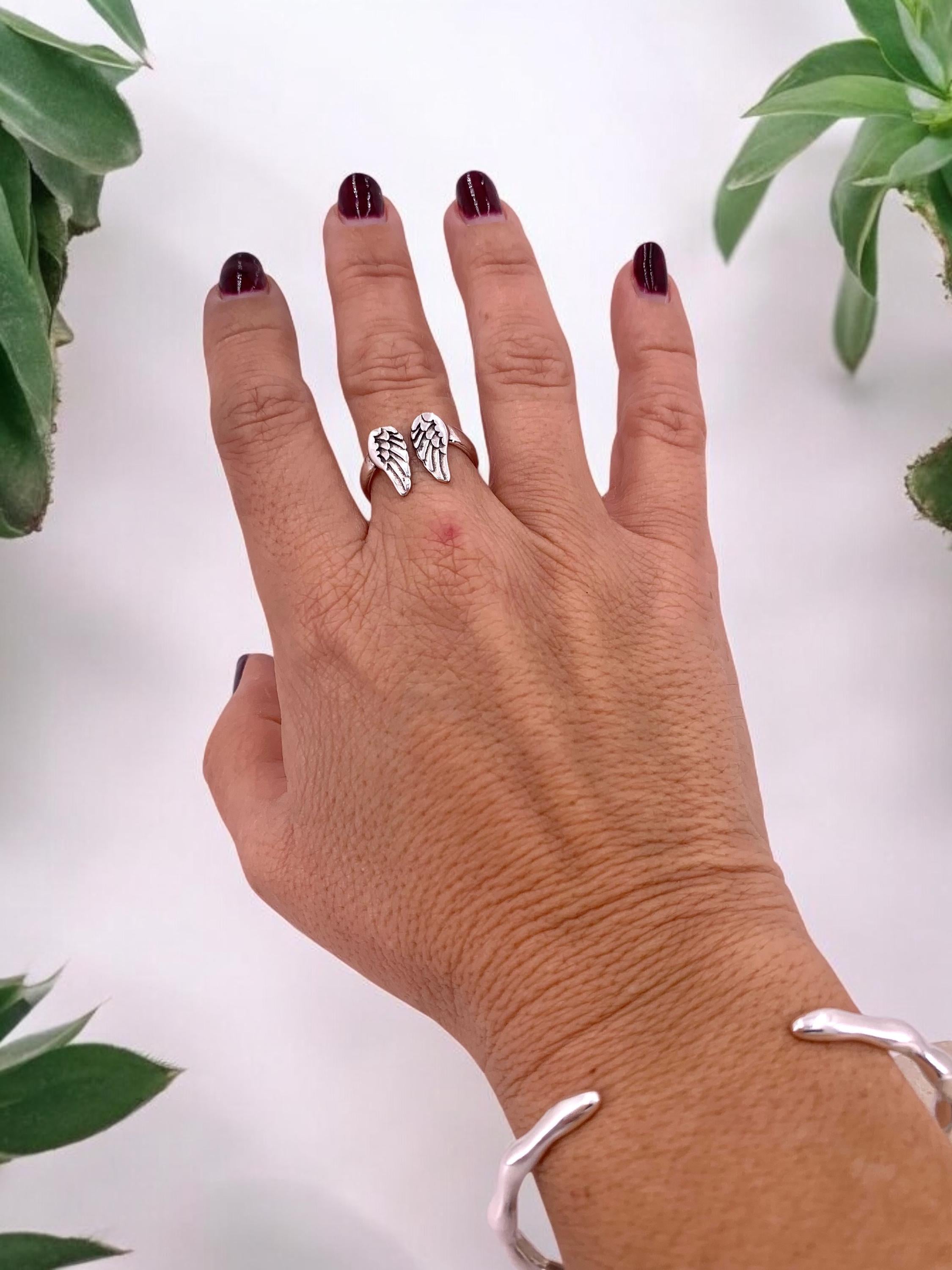 Boho angel wings ring – adjustable open silver band with celestial design – symbolic birthday gift for her