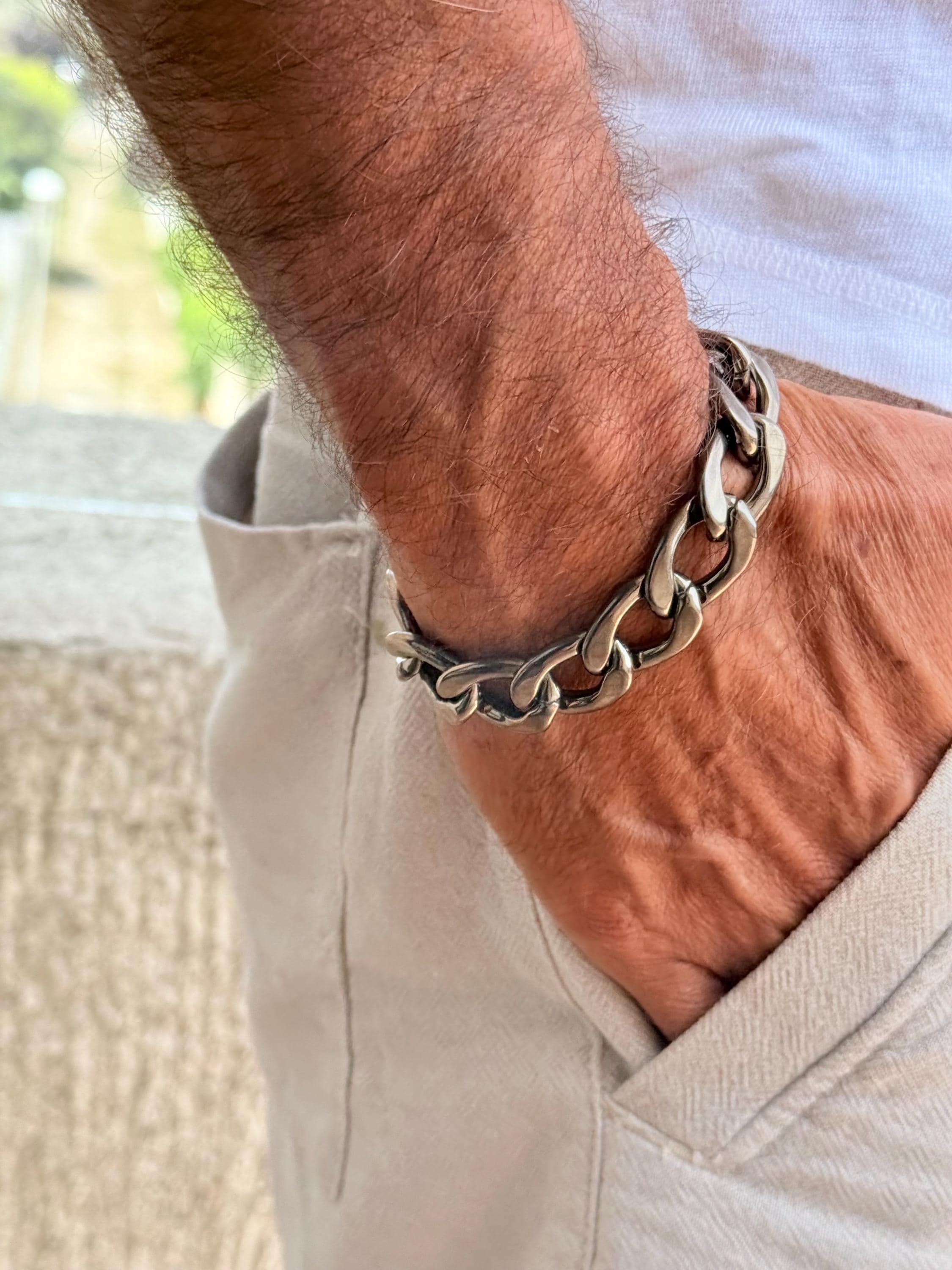 Masculine black cuban curb chain bracelet, graphite aluminum men, manly accessories, black jewelry for men, lightweight bracelet