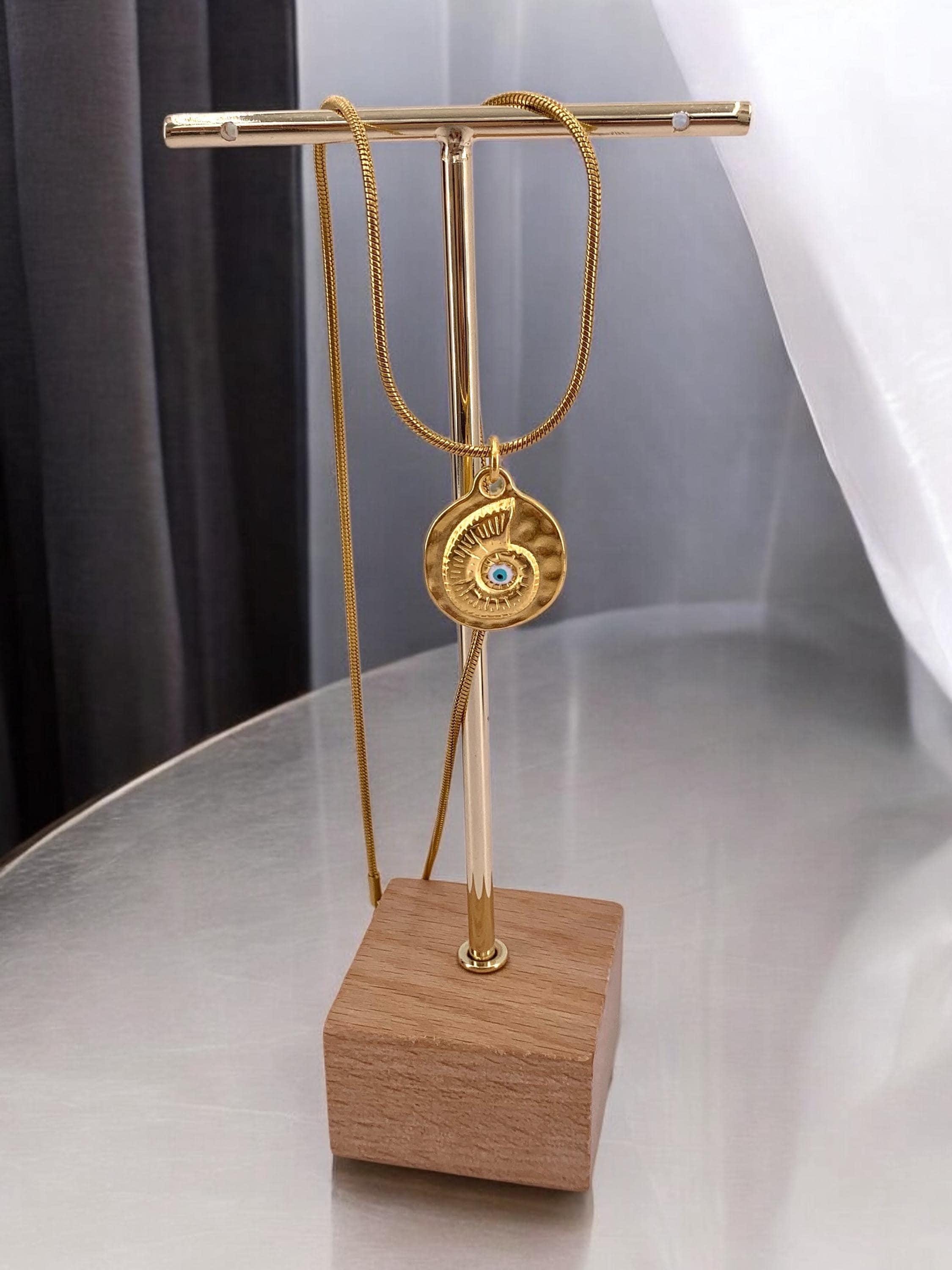 Handmade gold stainless steel chain necklace with sheel pendant, summer coastal jewelry