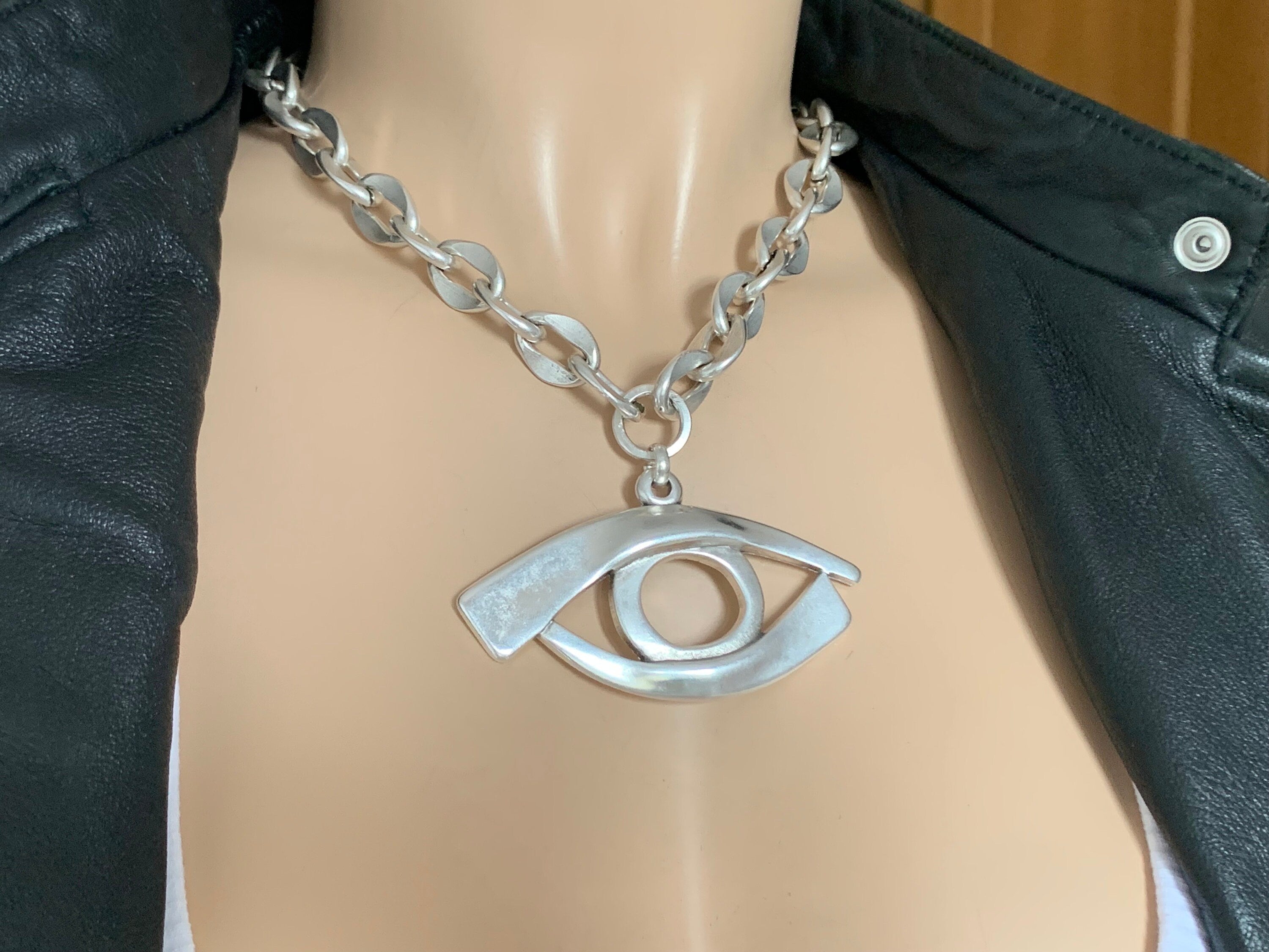 Statement protector eye pendant, chunky silver heavy chain necklace, big pendant silver chain necklace, solid necklace, chunky silver choker