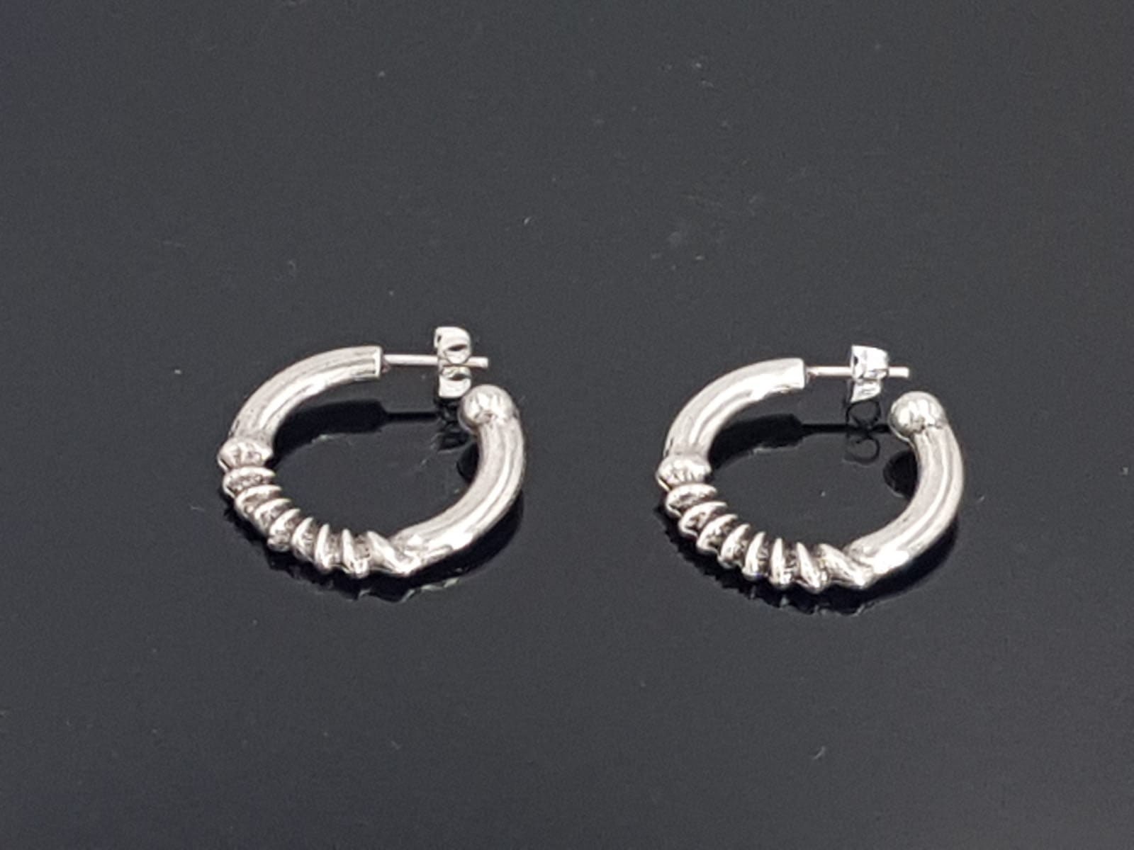 Pendientes de aro grabados en plata, pendientes de aro de plata vieja, aros vintage, aros grandes, aros gruesos, aros bohemios, aros tribales, aros caídos