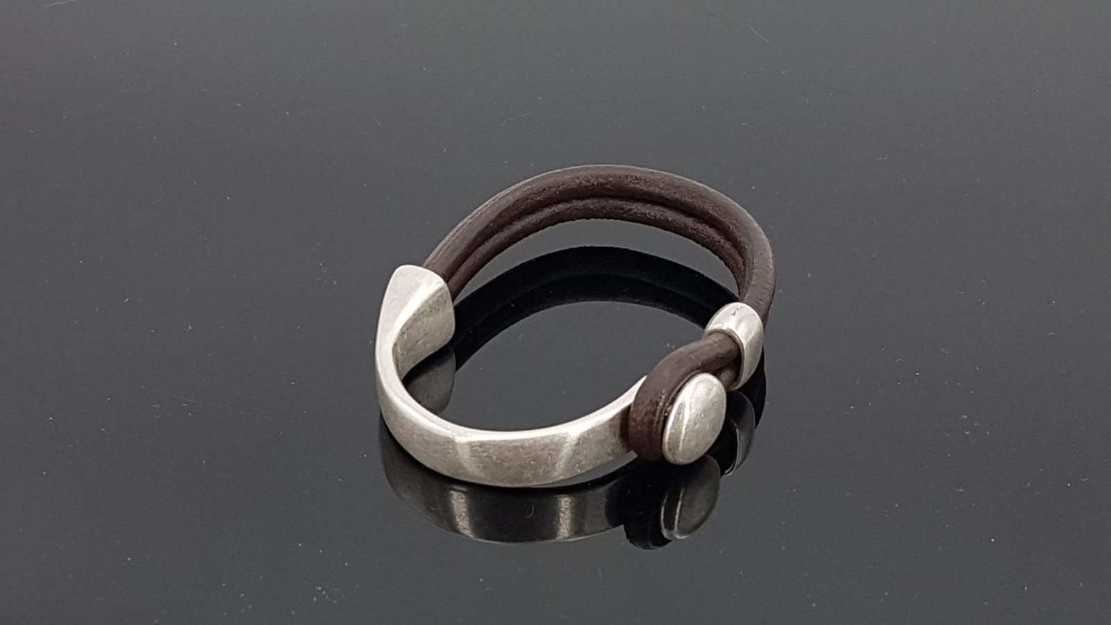 Pulsera de cuero plateado para hombre, pulsera de medio puño de plata, pulsera de cuentas de plata, pulsera de surf, pulsera de roca, pulsera tribal, hombres