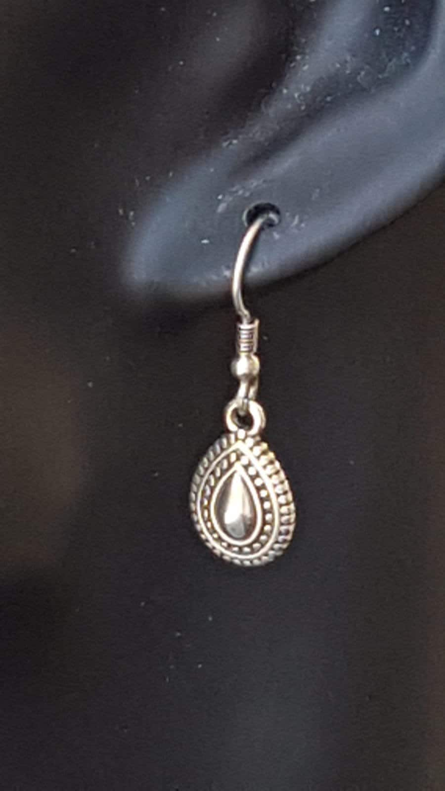 Silver dangling teardrop earrings, silver dangle earrings, turkish earrings, tribal earrings, ethnic Earrings,  earrings