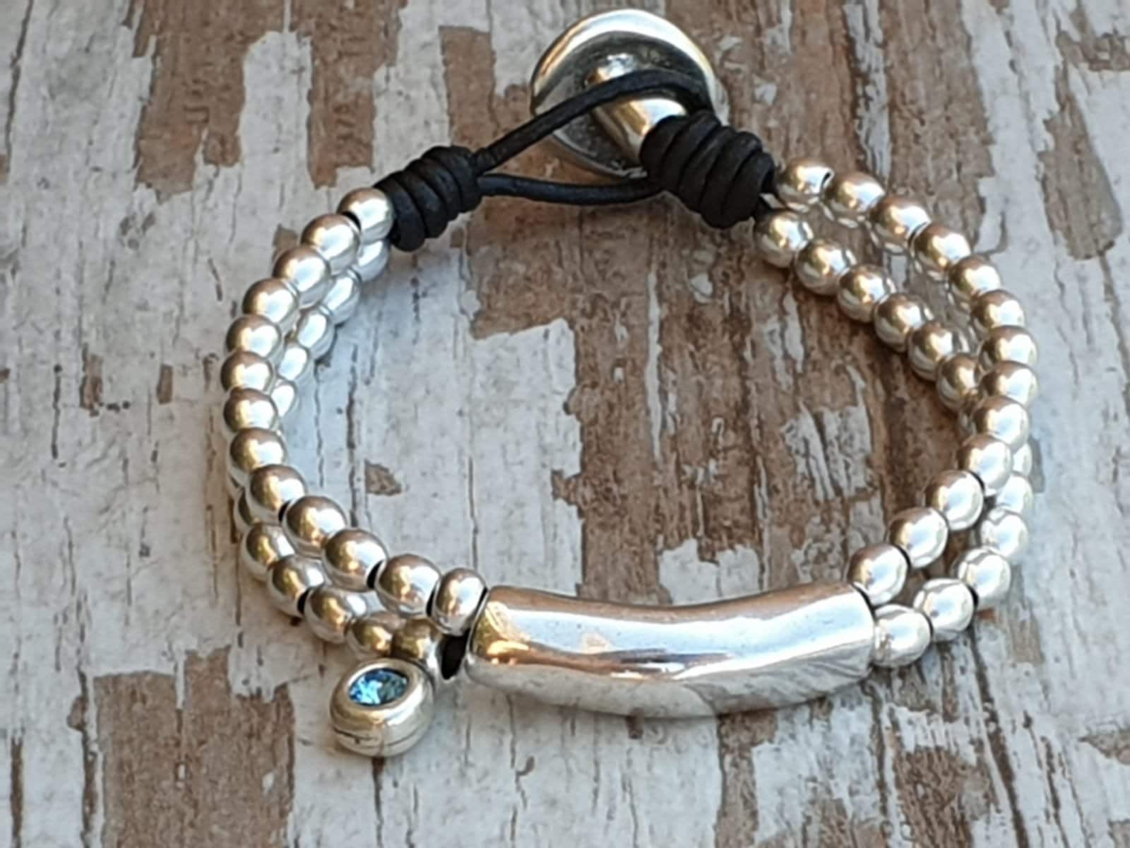 Pulsera cuentas cuero boho mujer, pulsera cuero mujer, cuentas boho, pulsera cuentas plata, pulsera cuero,