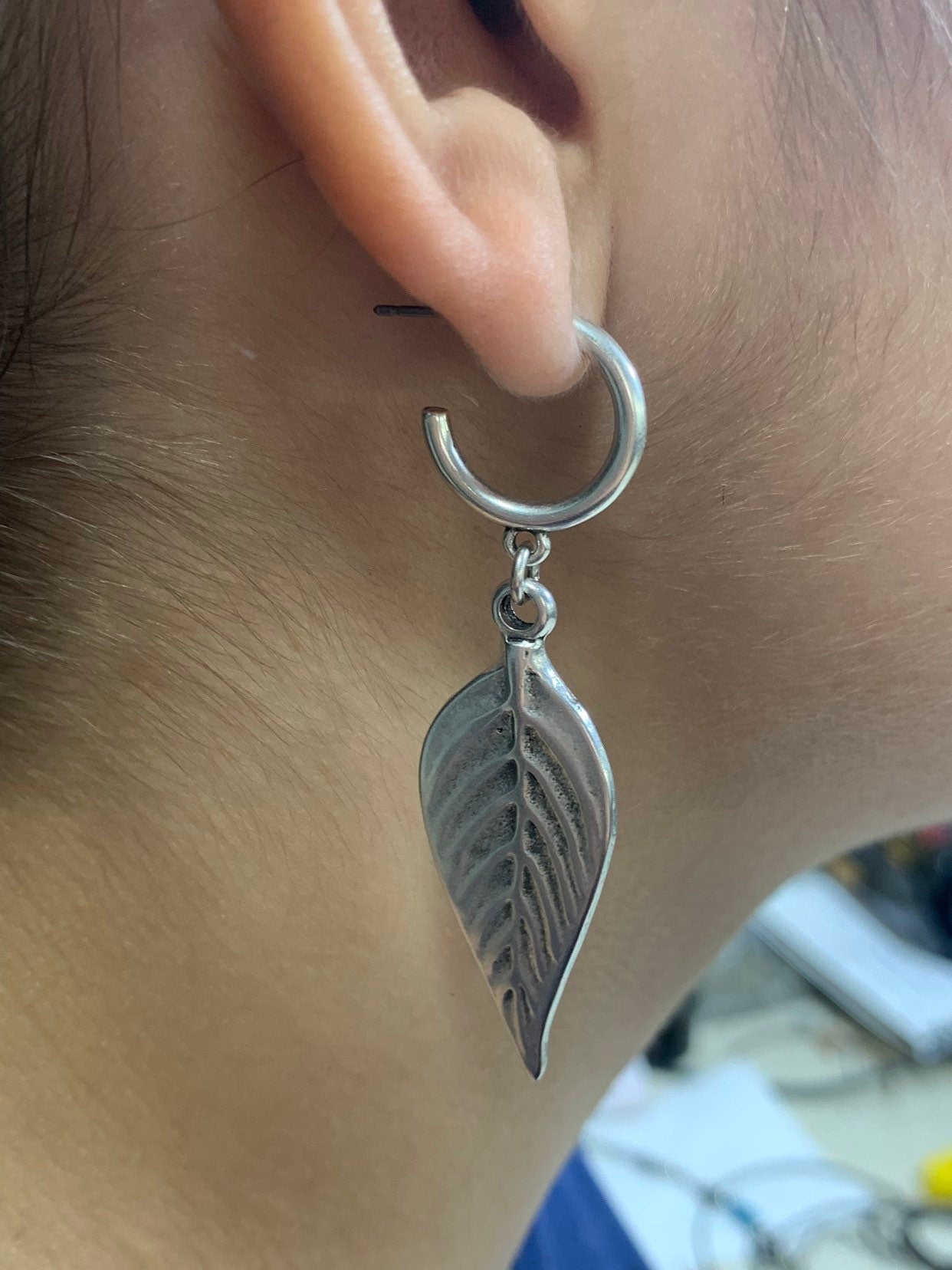 Hoop earrings, Silver dangling teardrop hoop earrings, silver dangle earrings, rock earrings, leaf earrings, , aretes