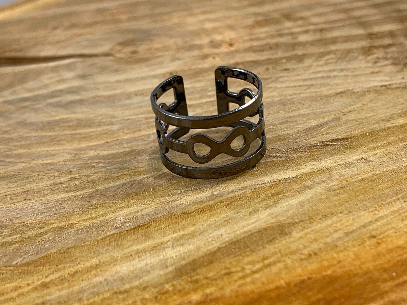 Woman Adjustable midi gunmetal Ring, boho ring, brass gunmetal ring, rock style ring, chunky ring, statement ring,