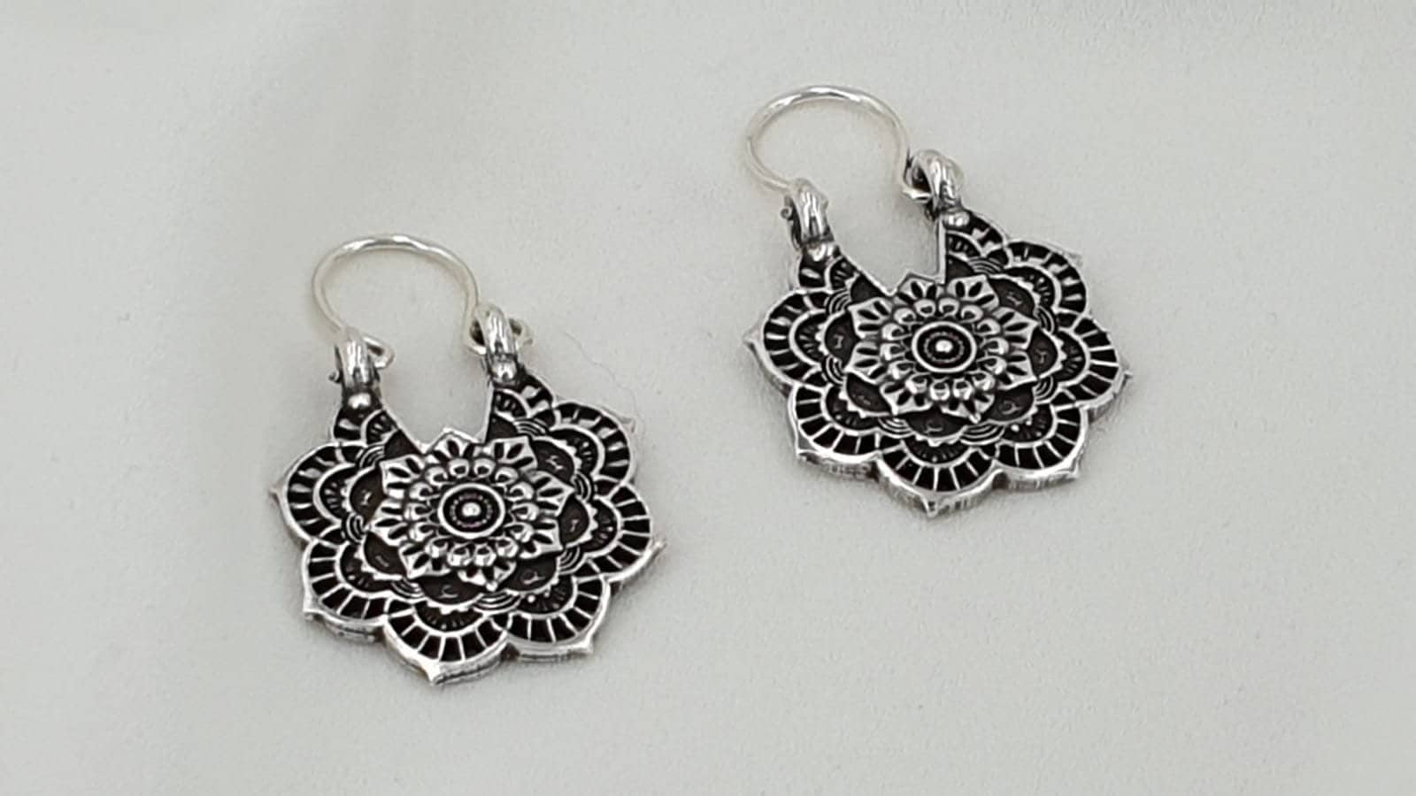 silver carved dangle earrings, mandala earrings, chunky earrings, ethnic tribal boho earrings, hippie earrings, drop earring, long earrings