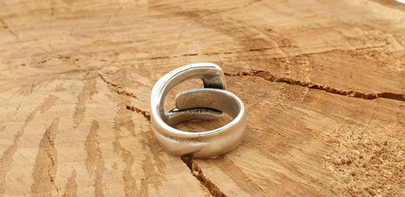 Chunky ring, silver boho ring, engraved boho silver ring, open band silver ring, statement ring, Uno de 50 style