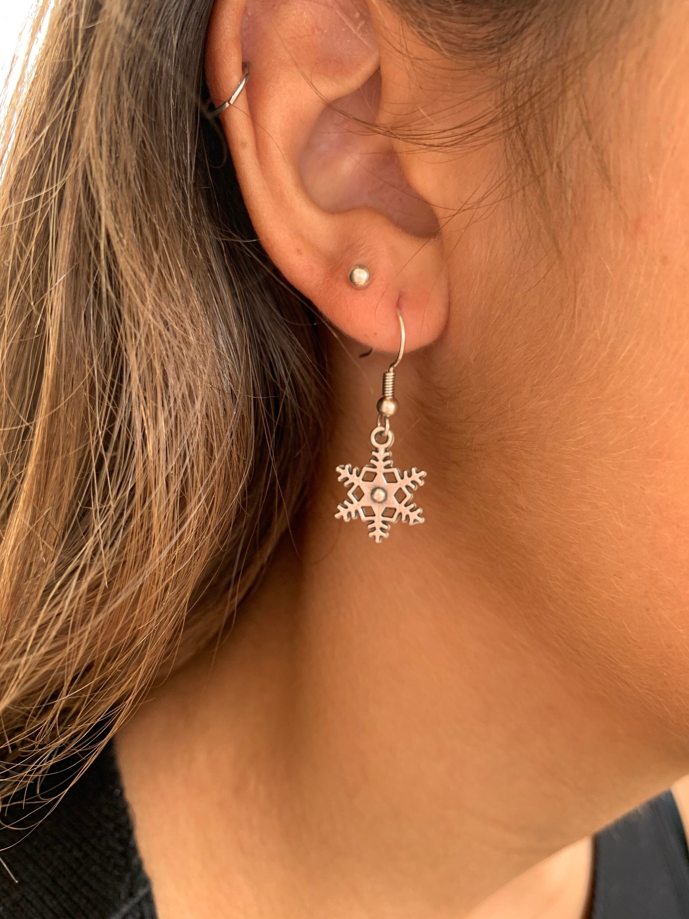 Snow flakes silver hook earrings, silver earrings, snow flakes earrings, spearhead Earrings, hoop silver earrings ,