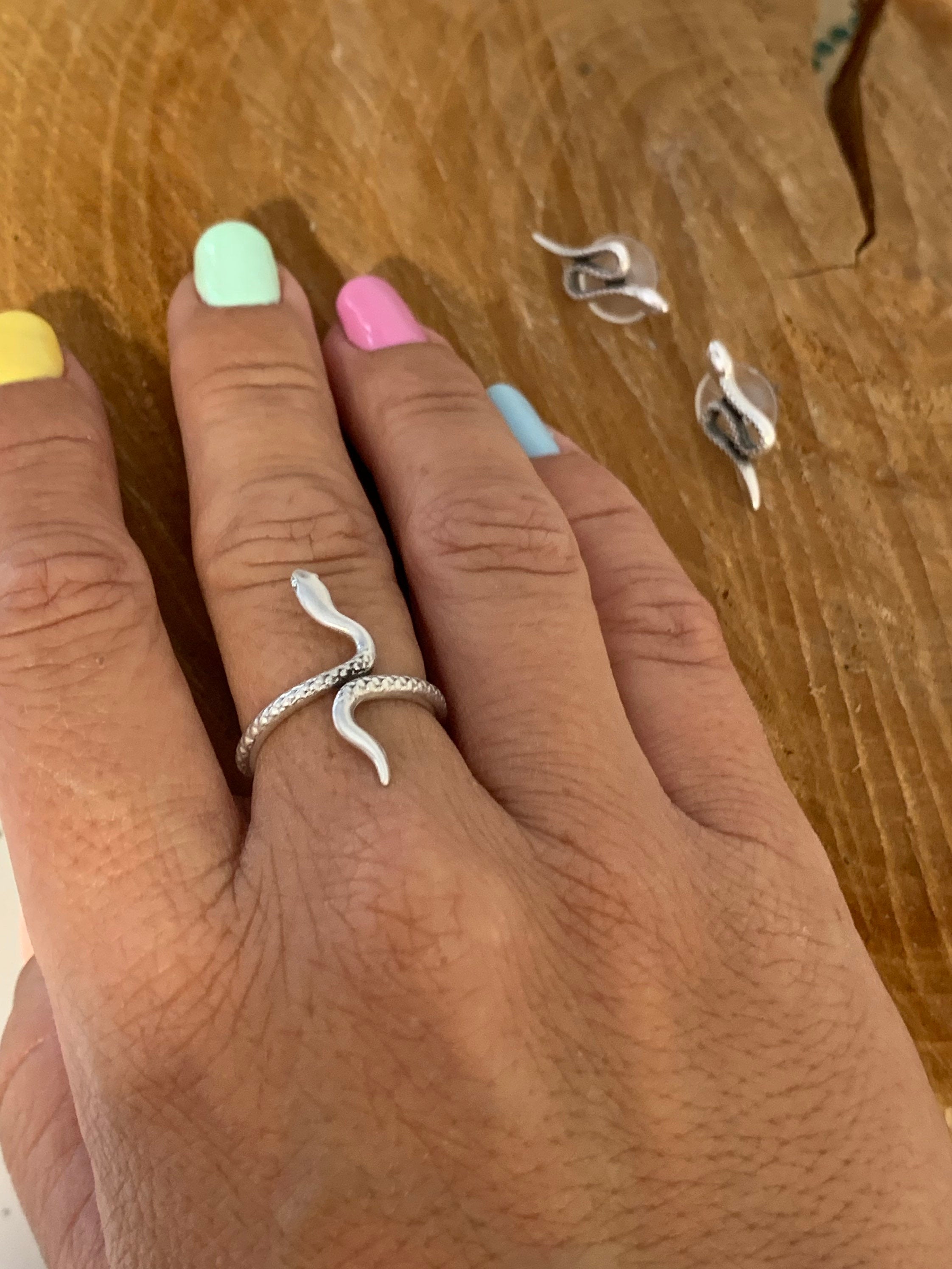 Set of Snake earrings and snake ring, silver snake earrings, snake ring, animal jewelry, serpent earrings, serpent ring