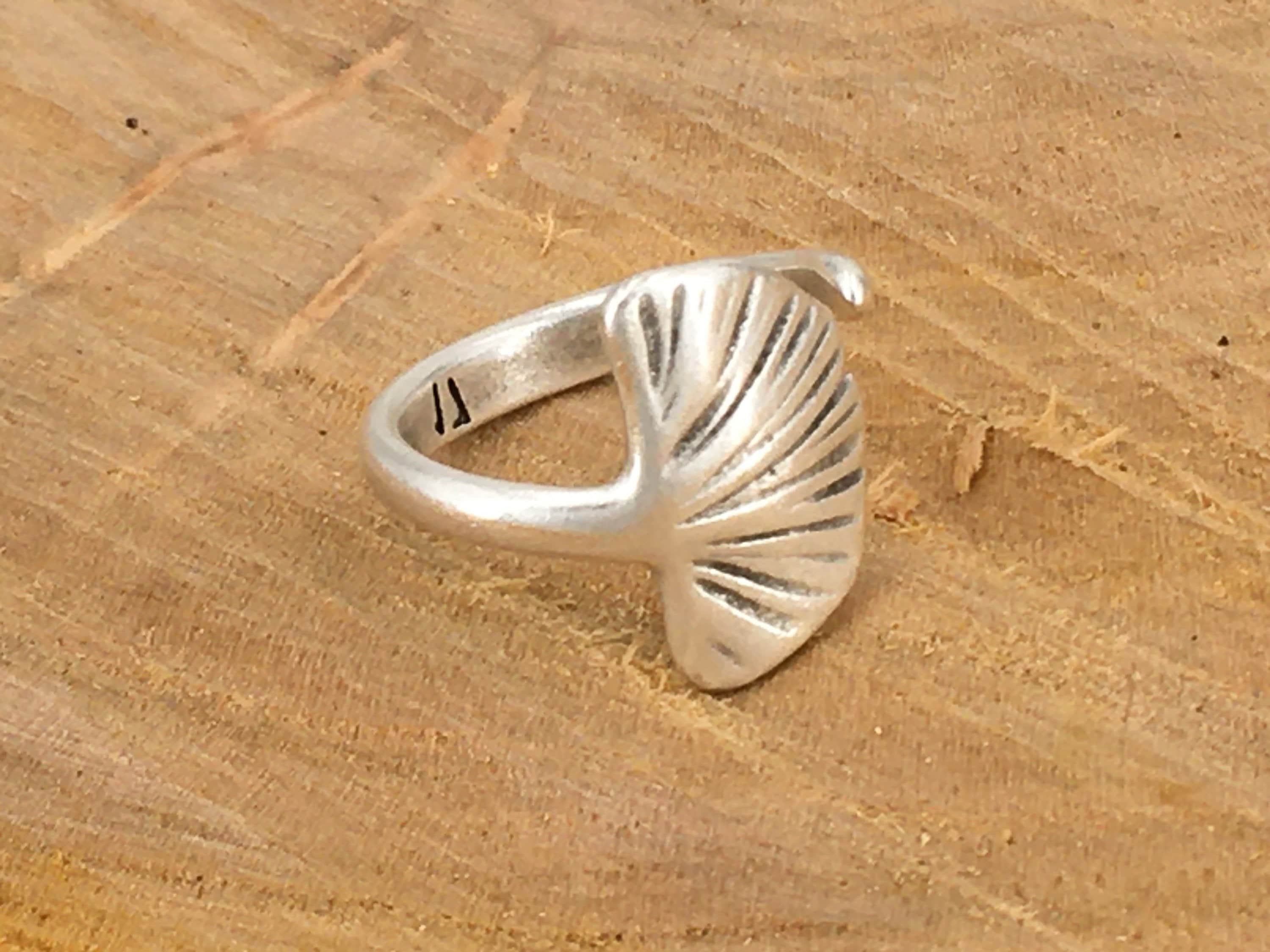 Ginkgo leaf jewelry, Ginkgo leaf ring, silver Ring, gold ring, boho jewelry, leaf ring, statement ring,  style