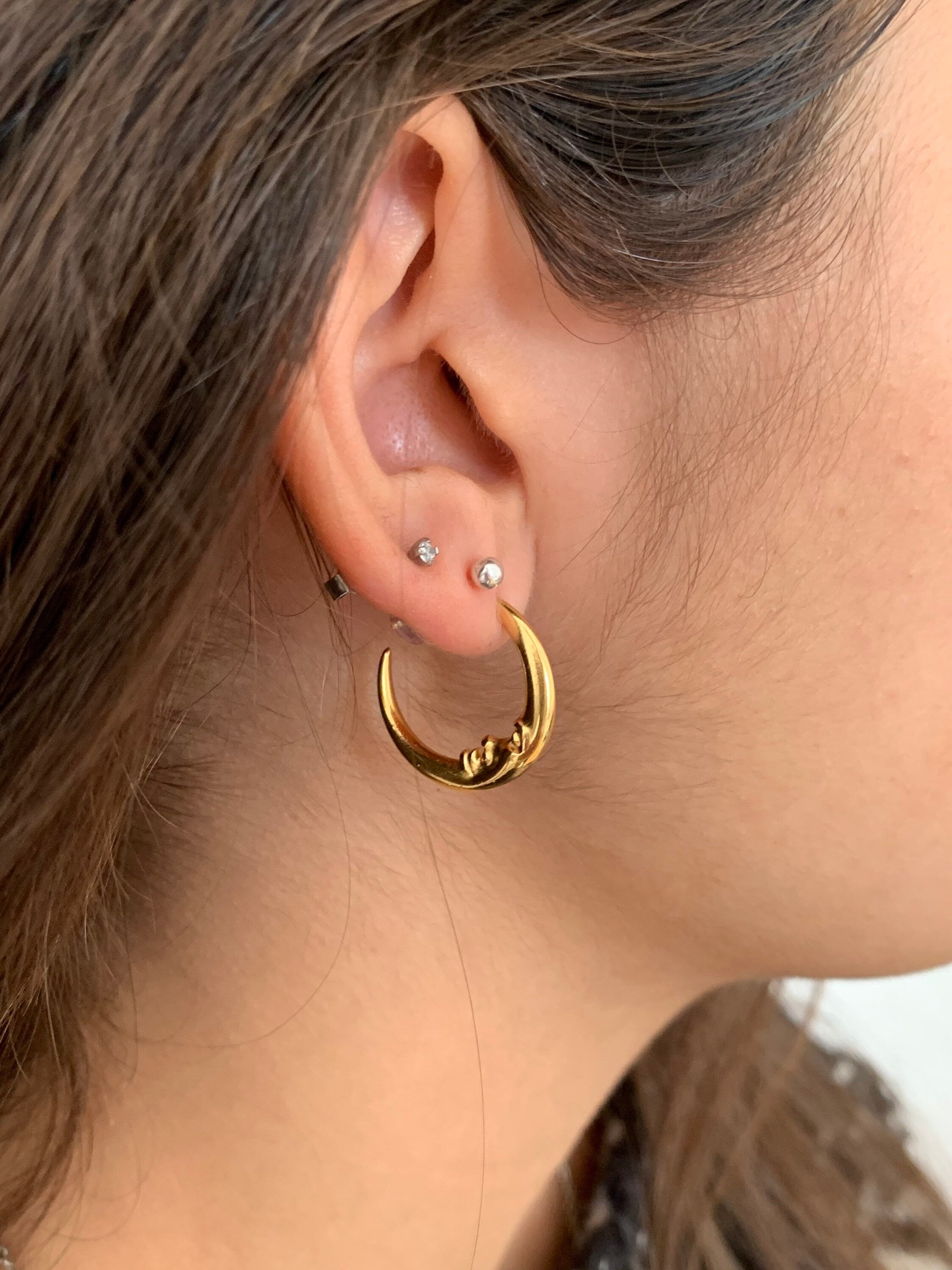 Moon Hoop Earrings, Crescent Moon erring, designed Hoops erring, original hoops earrings, everyday jewelry, gold hoops earring, silver hoops